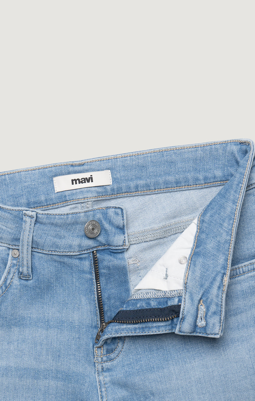 Mavi Women's Emma Slim Boyfriend In Light Brushed Flex Blue – Mavi Jeans