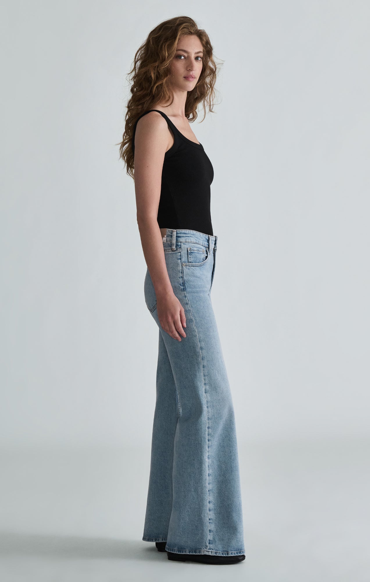 GRACE RELAXED FLARE IN BLEACHED CLASSIC BLUE - Mavi Jeans