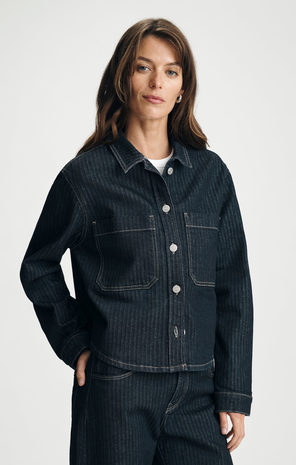NORINA CROPPED DENIM OVERSHIRT IN DARK DENIM - Mavi Jeans