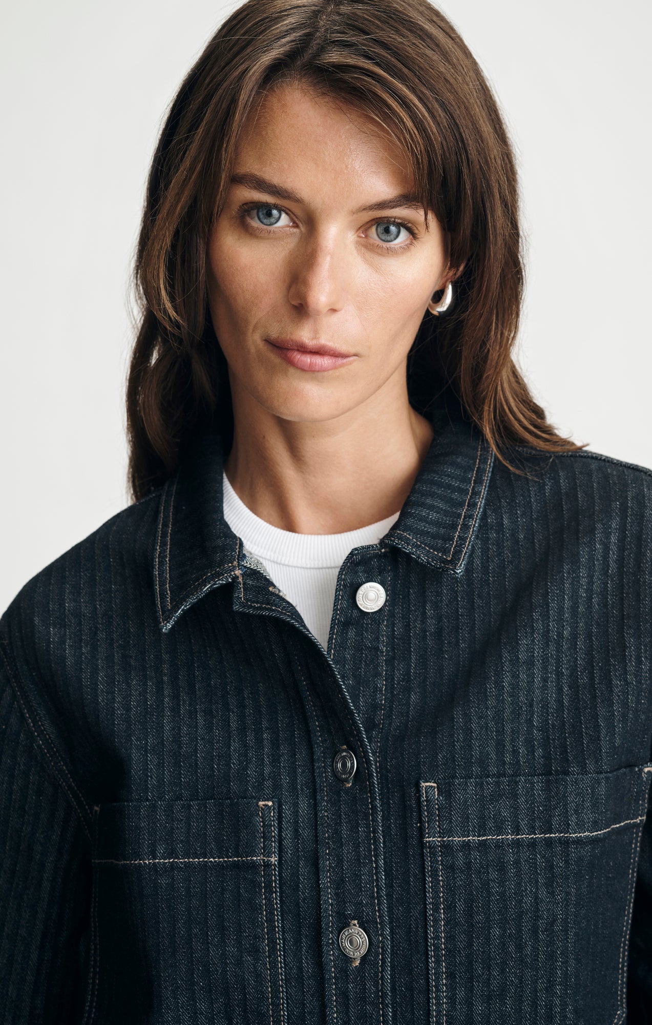 NORINA CROPPED DENIM OVERSHIRT IN DARK DENIM - Mavi Jeans