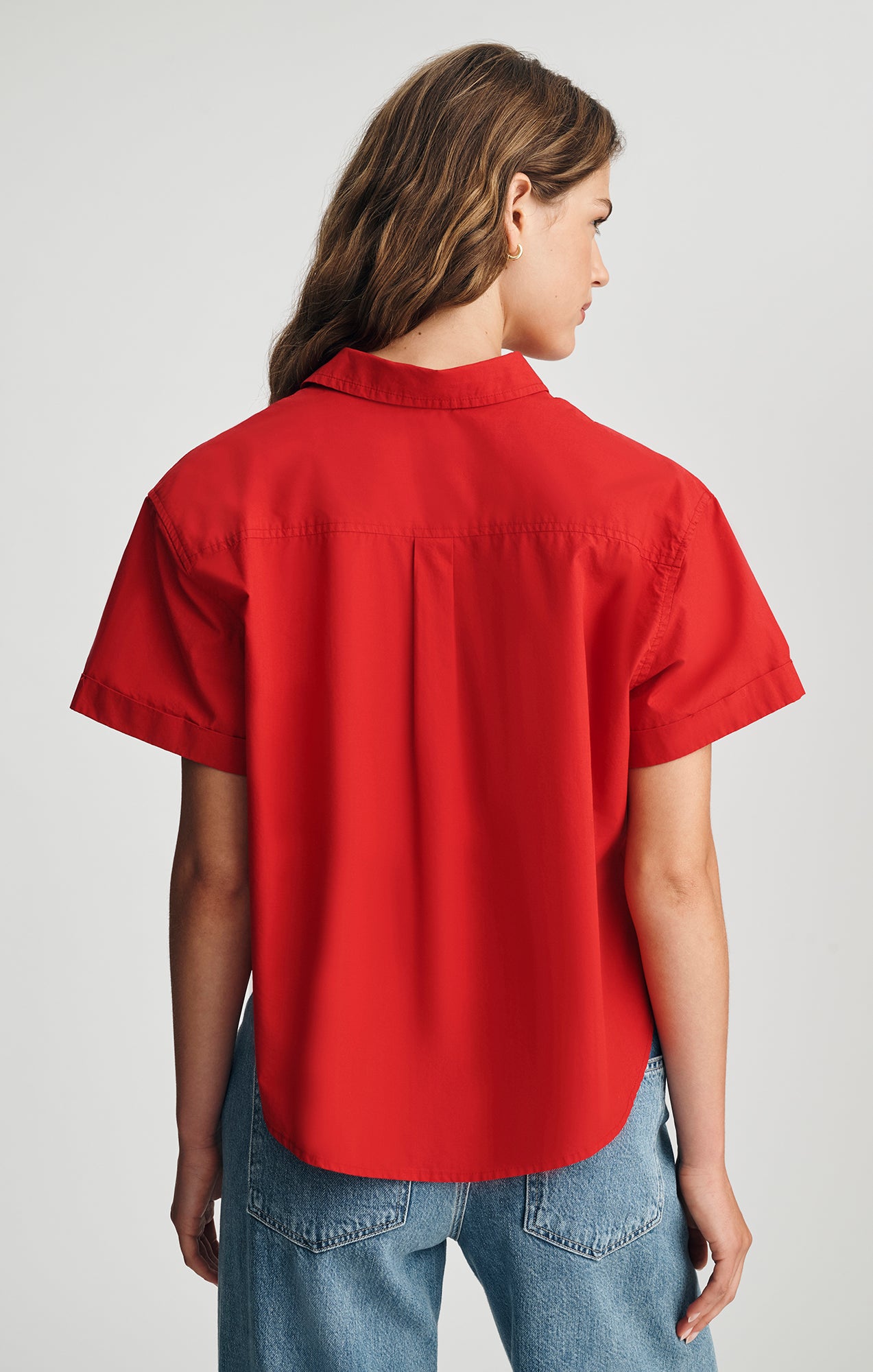 SHORT SLEEVE BUTTON-UP SHIRT IN EQUESTRIAN RED