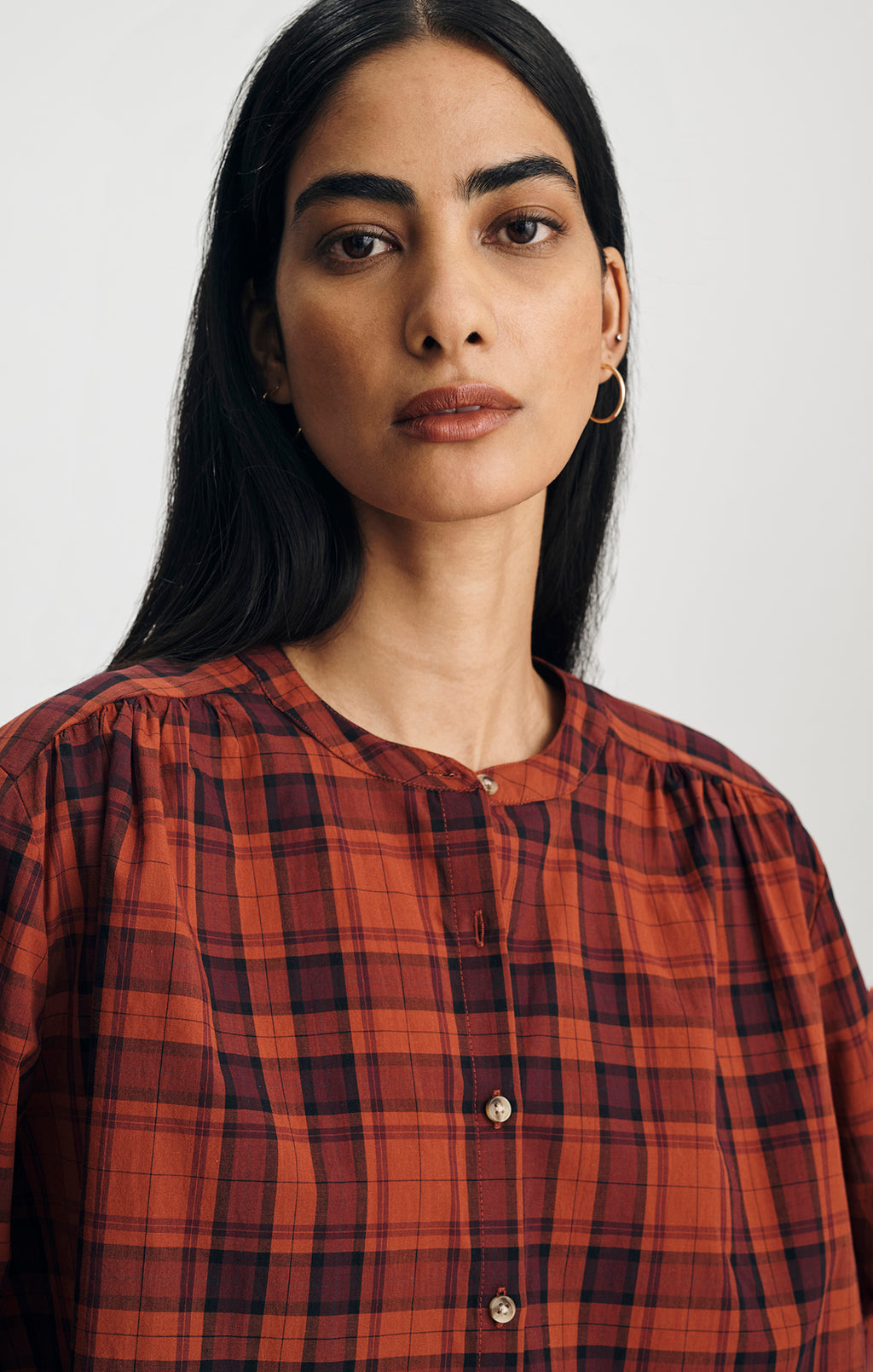 PLAID BALLOON SLEEVE BUTTON-UP SHIRT IN ROSEWOOD CHECK - Mavi Jeans