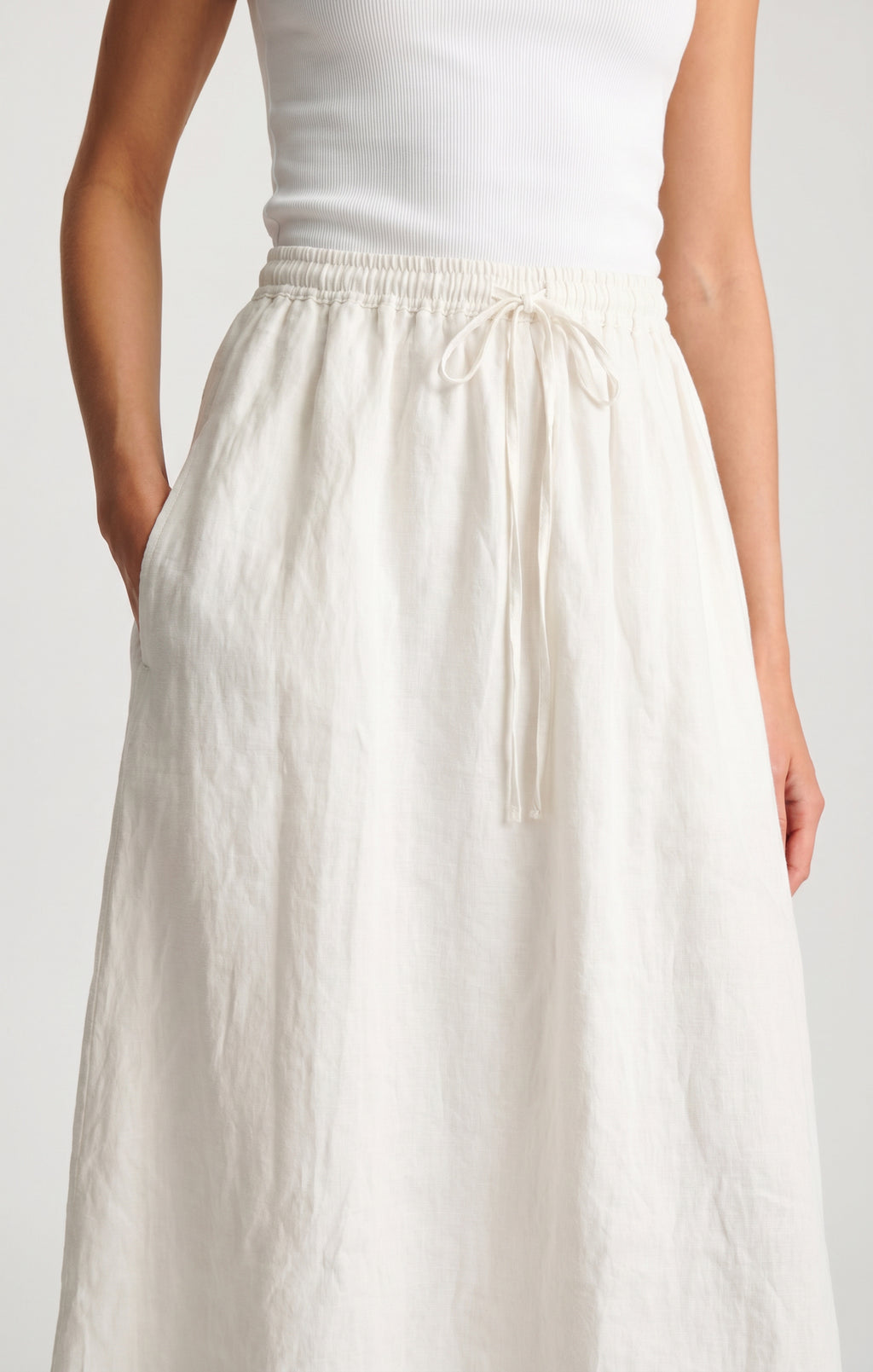 LINEN DRAWSTRING MAXI SKIRT IN ANTIQUE WHITE - Mavi Jeans