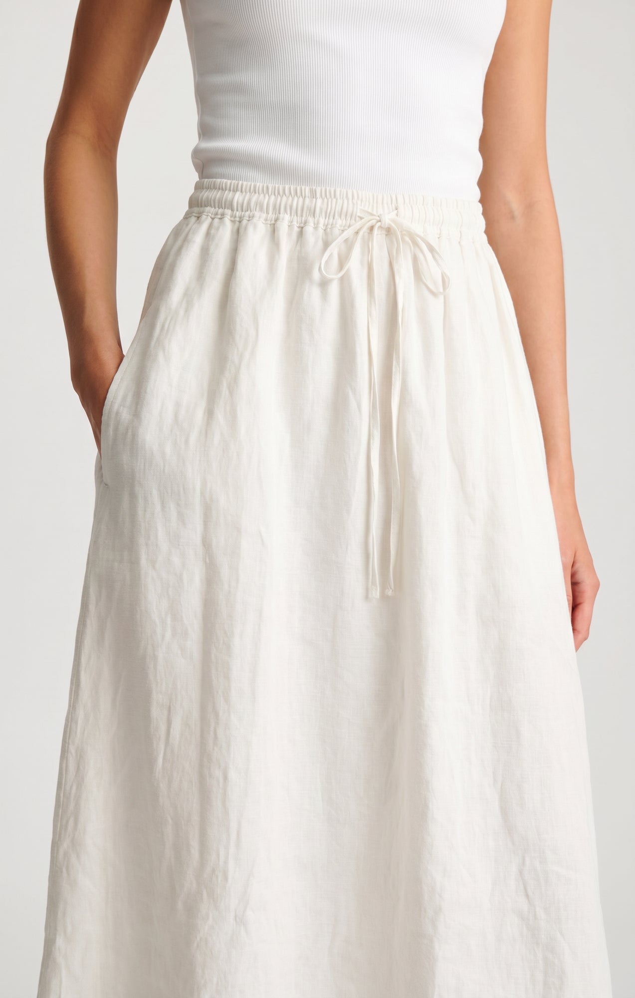LINEN DRAWSTRING MAXI SKIRT IN ANTIQUE WHITE - Mavi Jeans