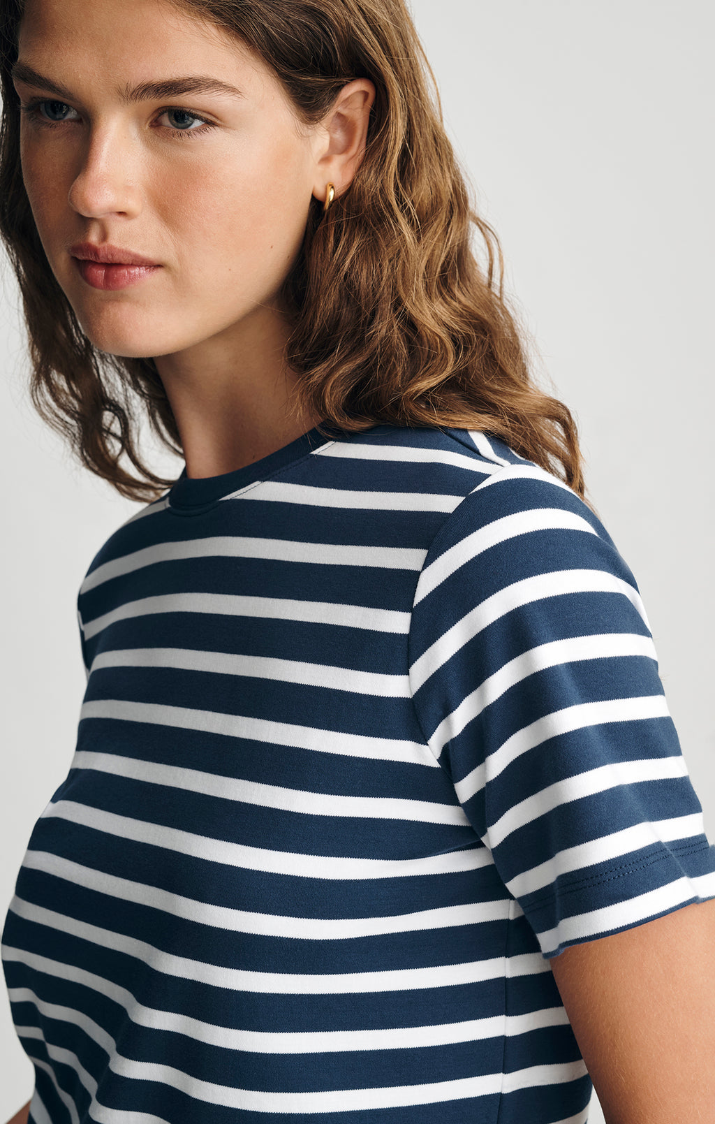 AUDREY INTERLOCK CREW NECK T-SHIRT IN NAVY STRIPE - Mavi Jeans