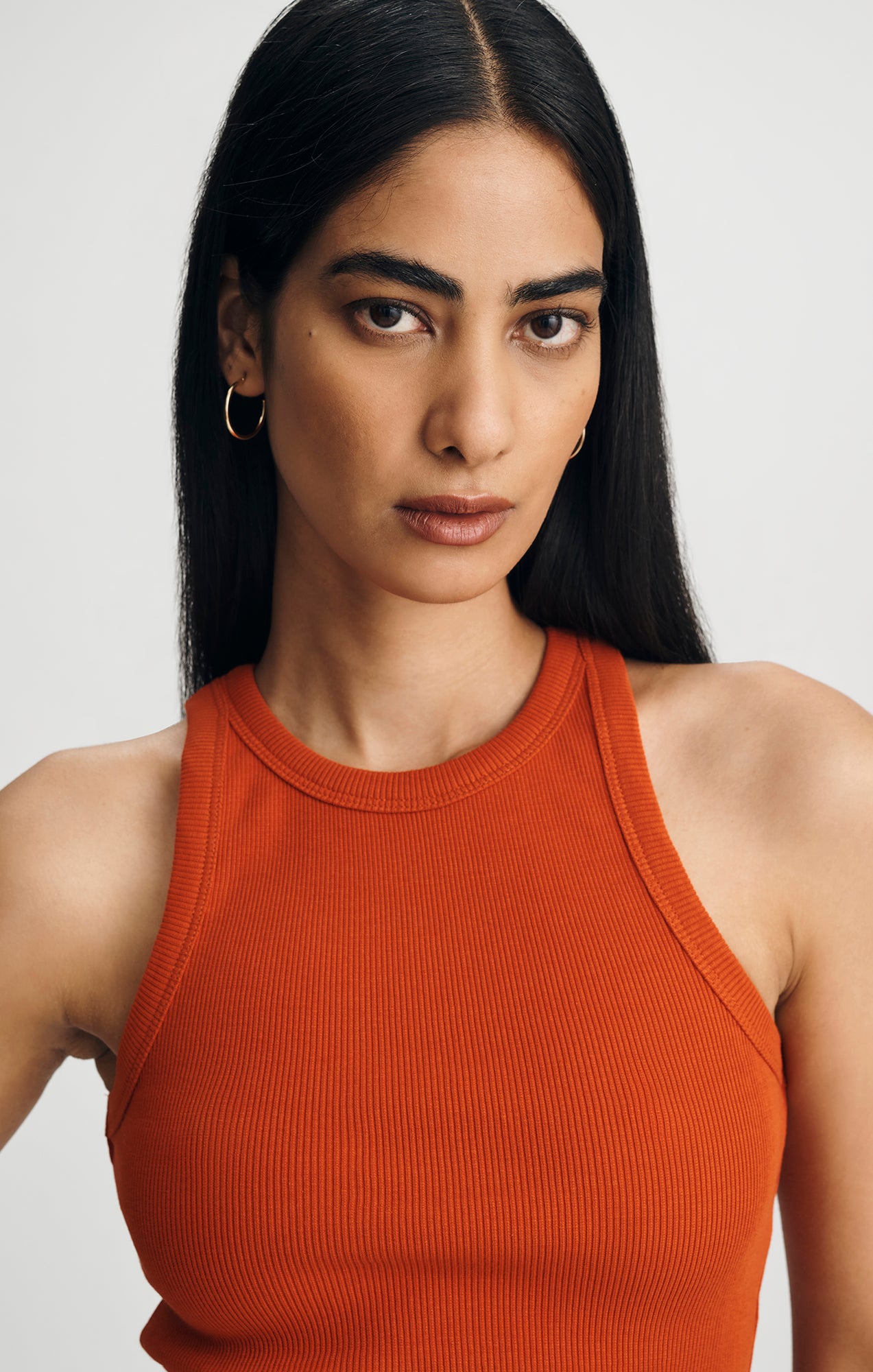 STELLA RIBBED HIGH NECK TANK TOP IN ROOIBOS TEA - Mavi Jeans