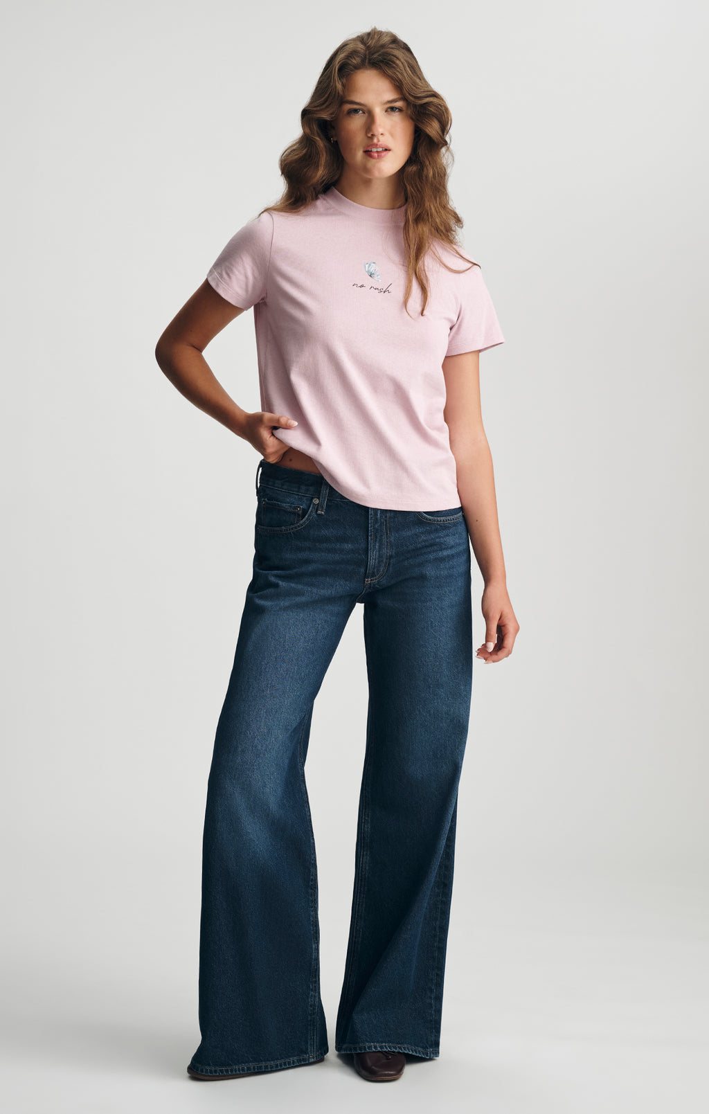 NO RUSH GRAPHIC T-SHIRT IN KEEPSAKE LILAC - Mavi Jeans