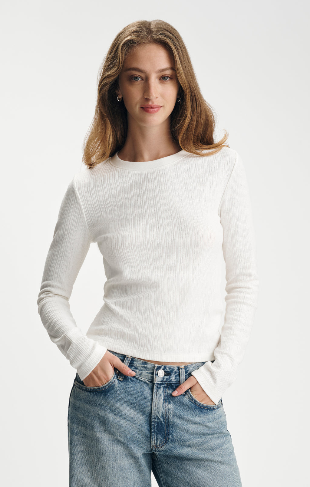 JACQUARD LONG SLEEVE T-SHIRT IN WHITE ALYSSUM