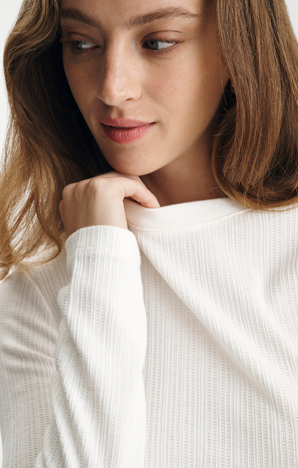 JACQUARD LONG SLEEVE T-SHIRT IN WHITE ALYSSUM