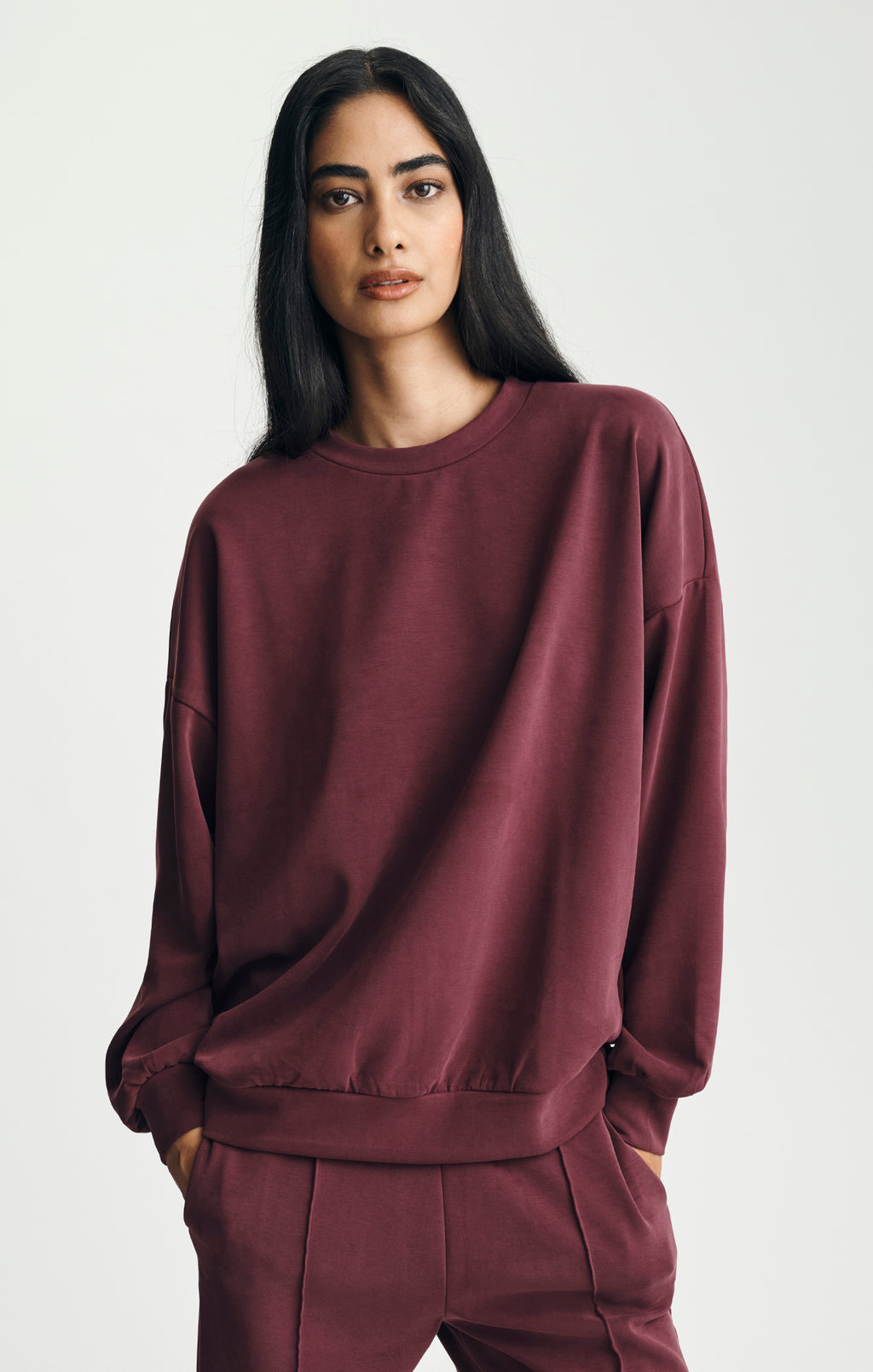 LUXE TOUCH TENCEL™ SWEATSHIRT IN PORT ROYALE - Mavi Jeans