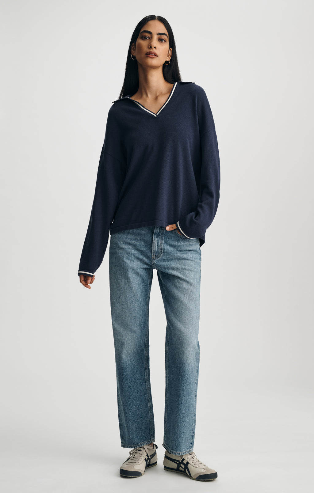 TIPPED JOHNNY COLLAR SWEATER IN NAVAL ACADEMY - Mavi Jeans