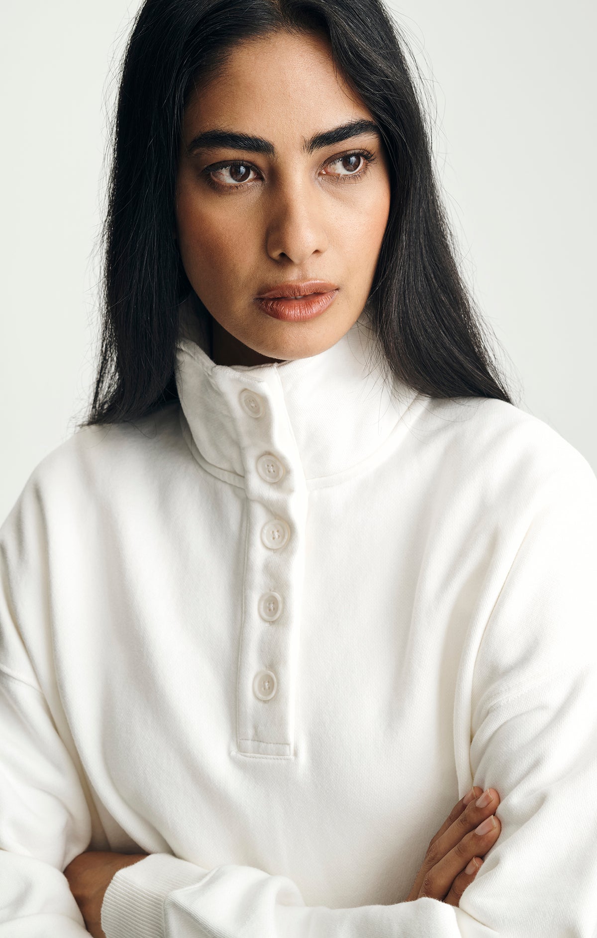 FLEECE FUNNEL NECK SWEATSHIRT IN ANTIQUE WHITE - Mavi Jeans
