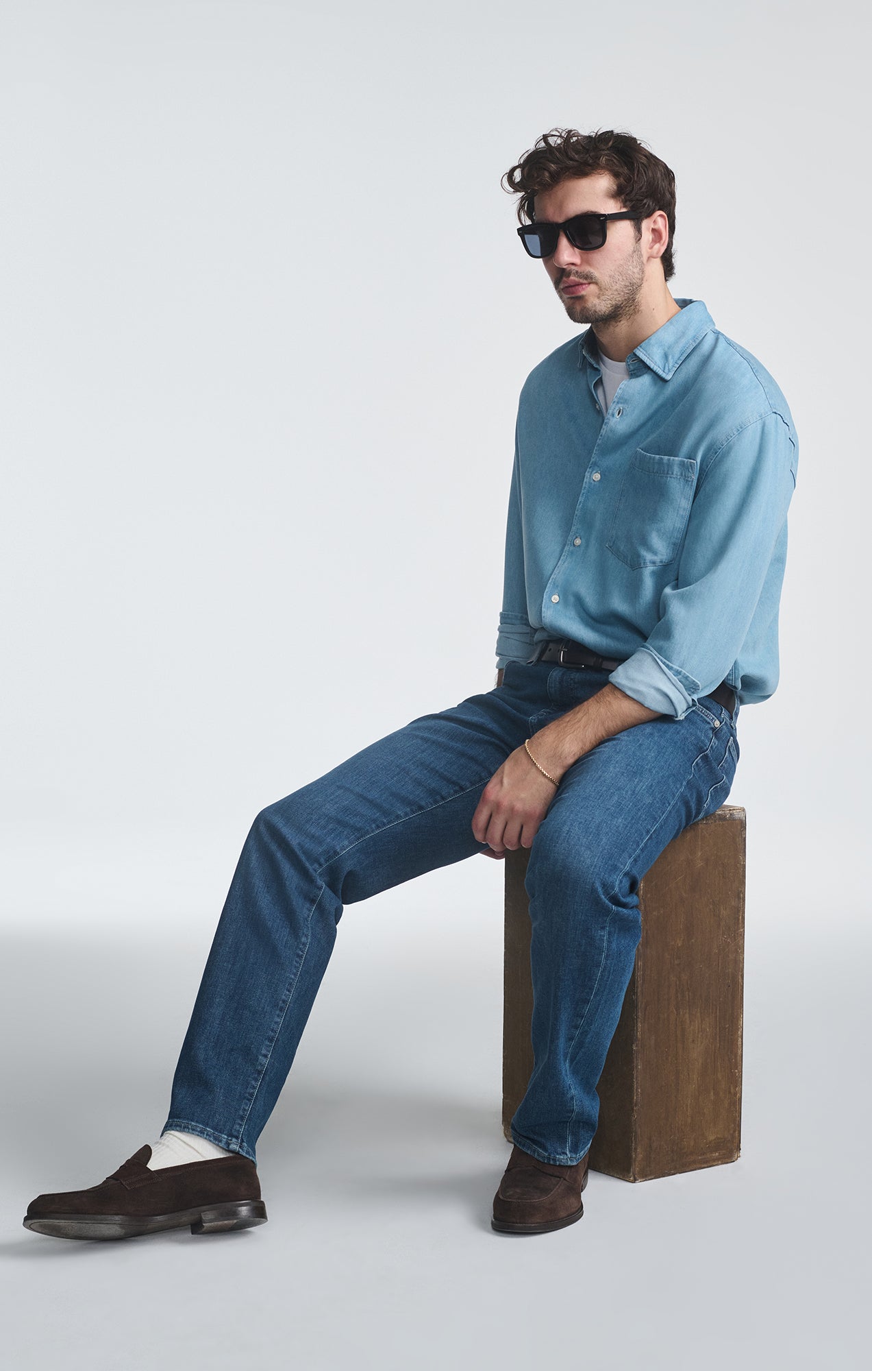ZACH STRAIGHT LEG IN DEEP USED CLASSIC BLUE - Mavi Jeans