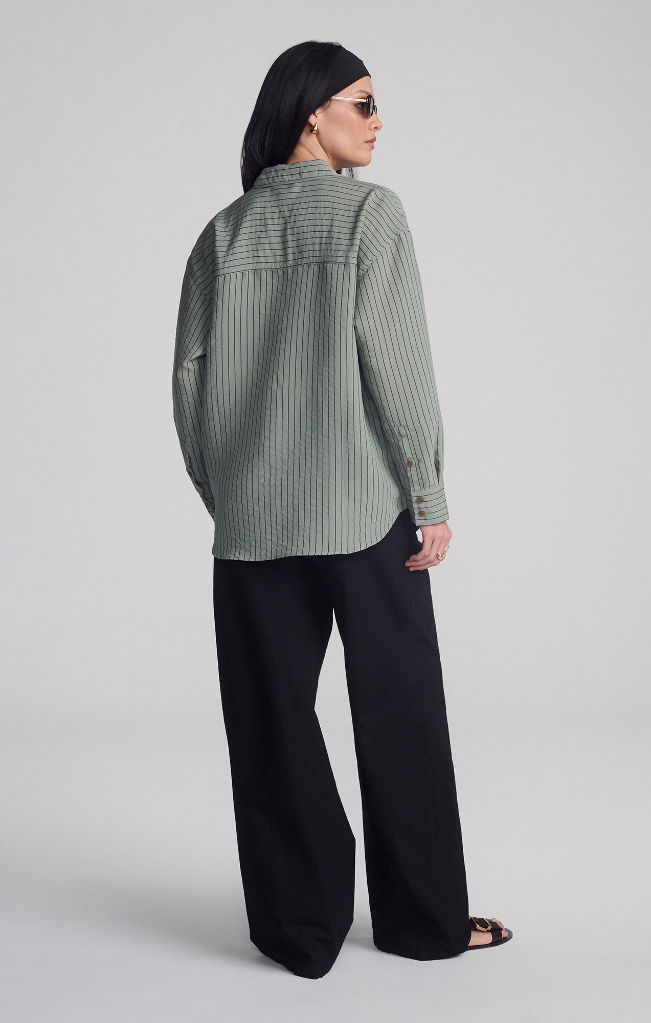 LUXE TOUCH TENCEL™ BUTTON-UP STRIPED SHIRT IN SEA SPRAY STRIPE - Mavi Jeans