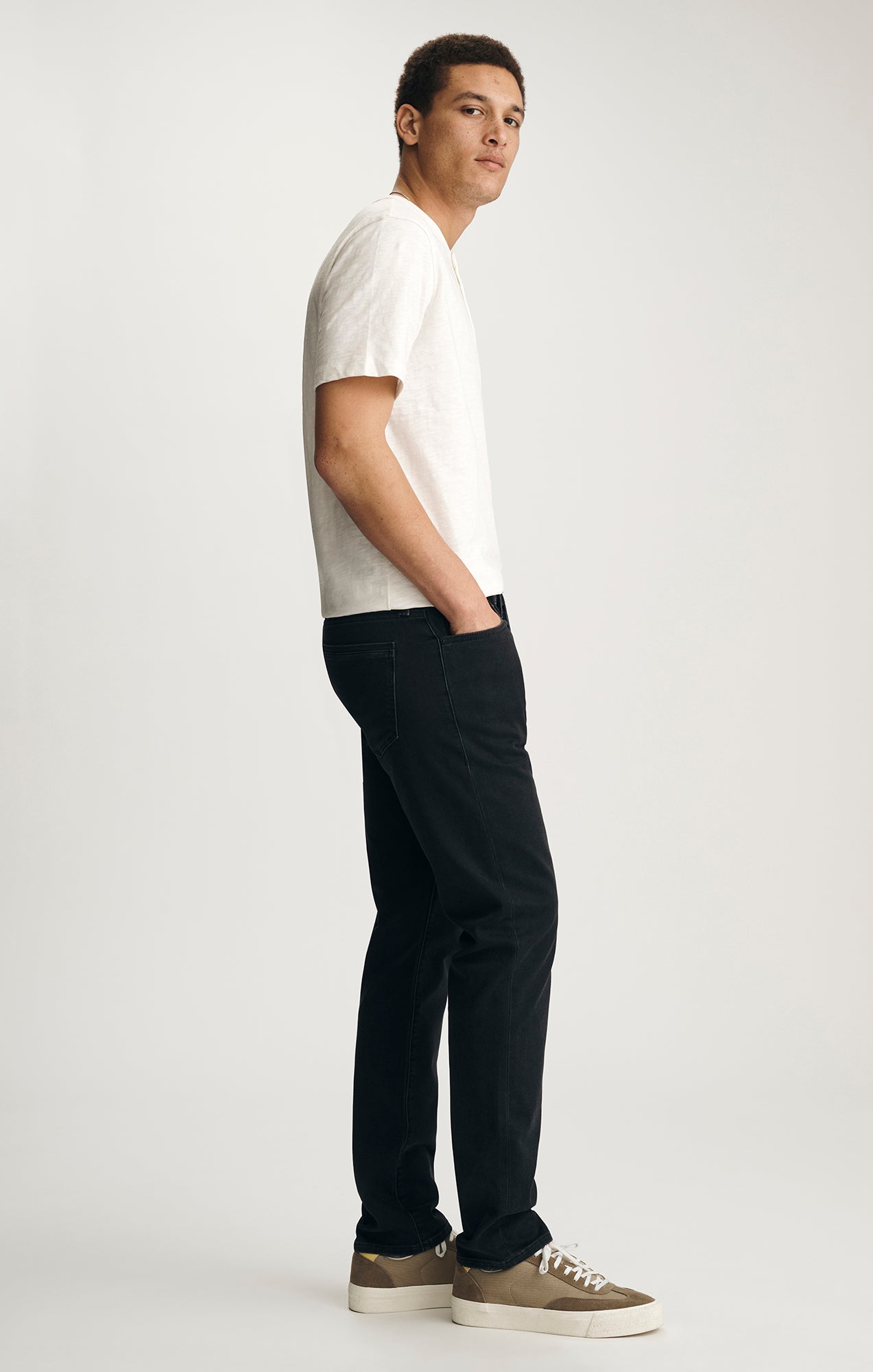 JAKE SLIM LEG IN SMOKE EXPLORER - Mavi Jeans