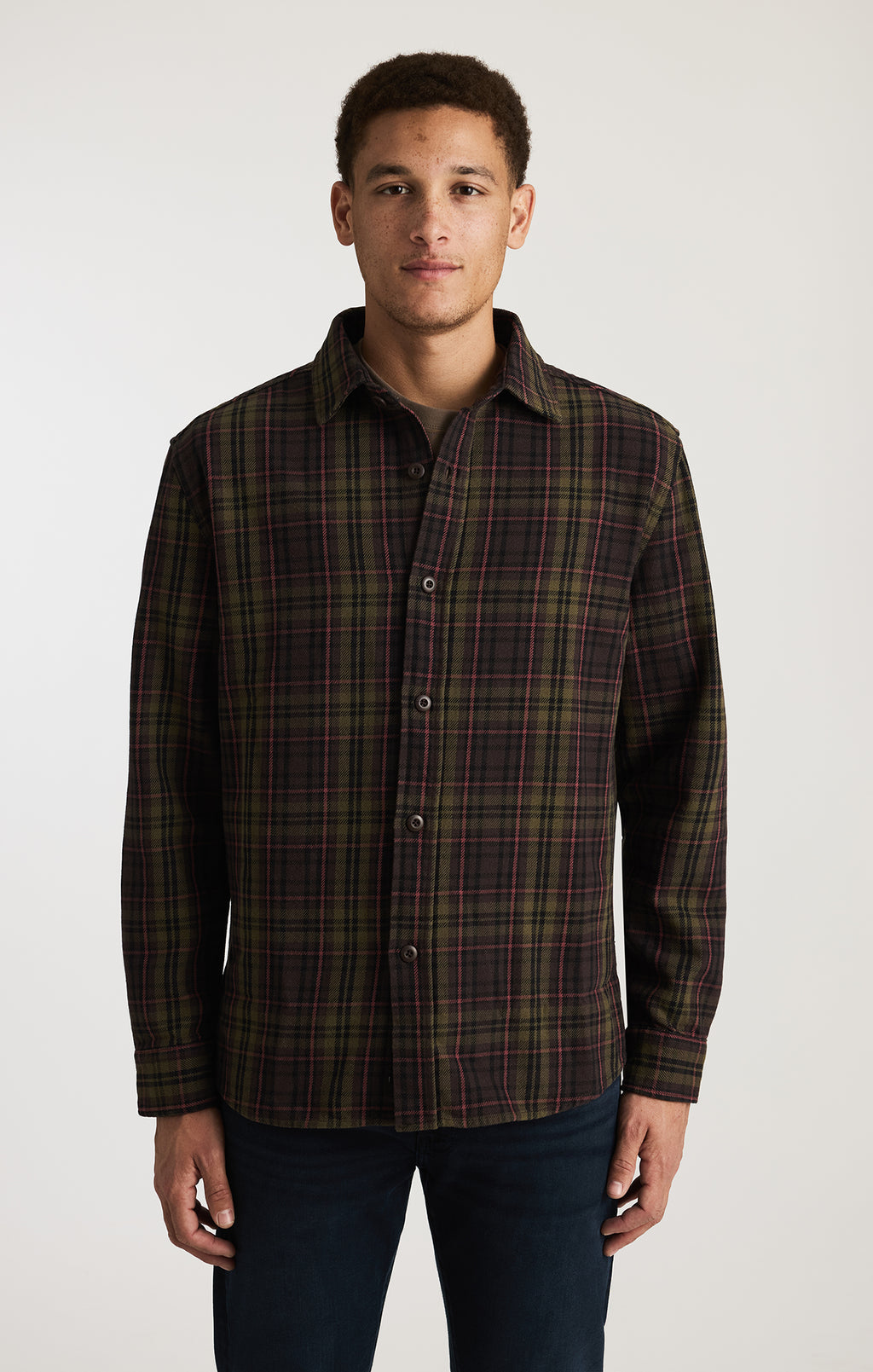 PLAID LONG SLEEVE BUTTON-UP SHIRT IN SEAL BROWN CHECK