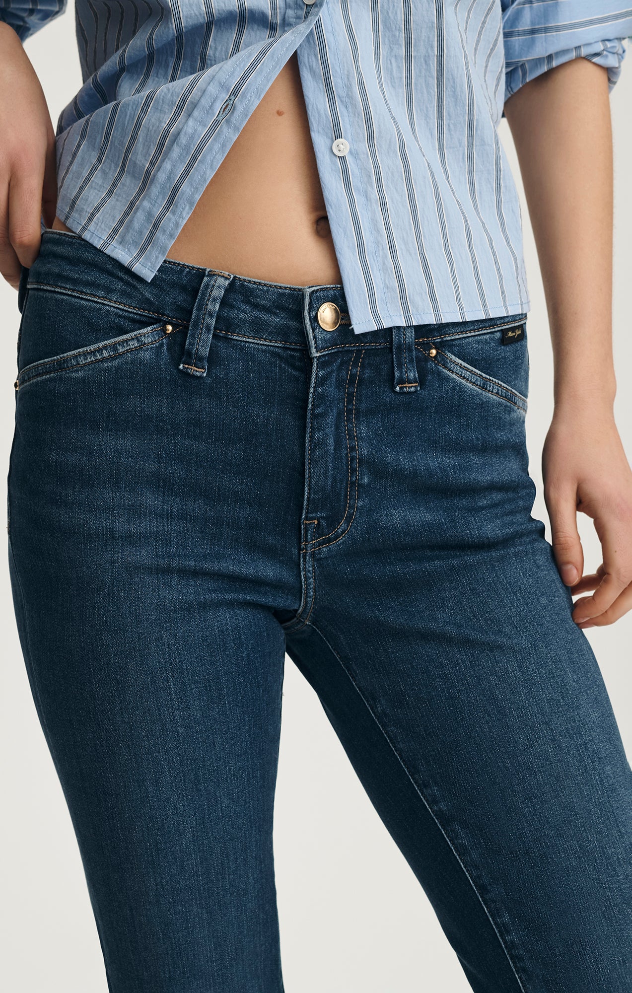 SYDNEY FLARE IN DARK  BRUSHED GOLD PREMIUM