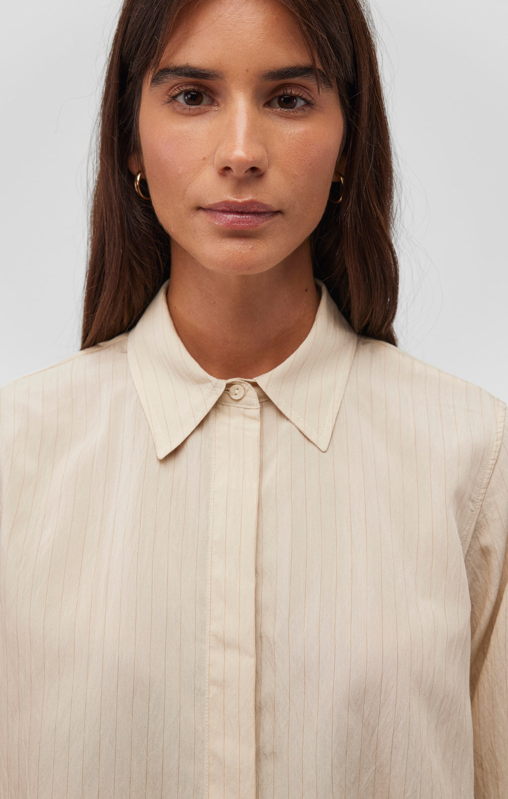 LONG SLEEVE BUTTON-UP SHIRT IN COCONUT MILK STRIPE - Mavi Jeans