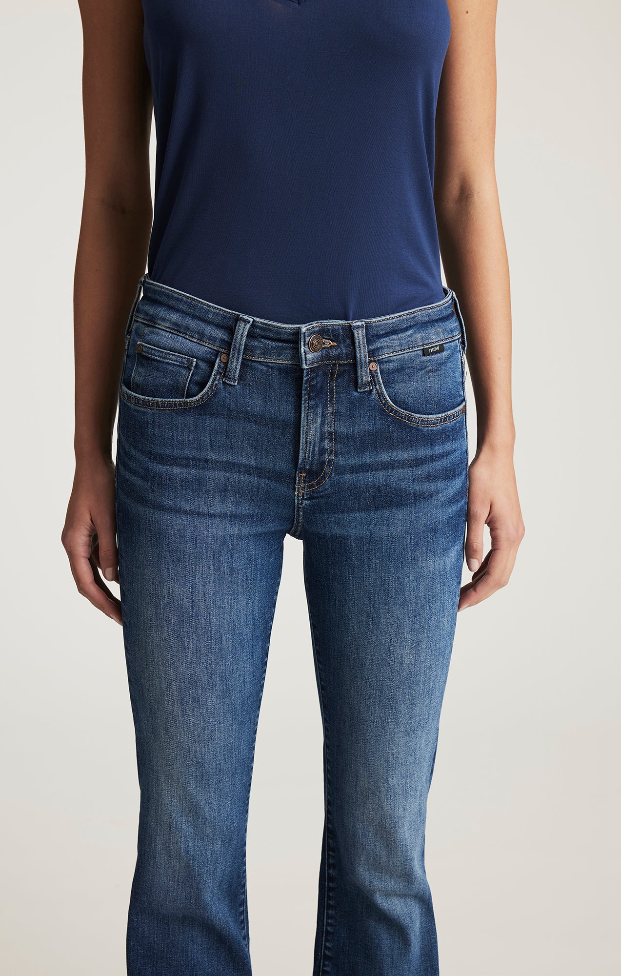 VICKY BOOTCUT IN DARK BRUSHED FLEX BLUE - Mavi Jeans
