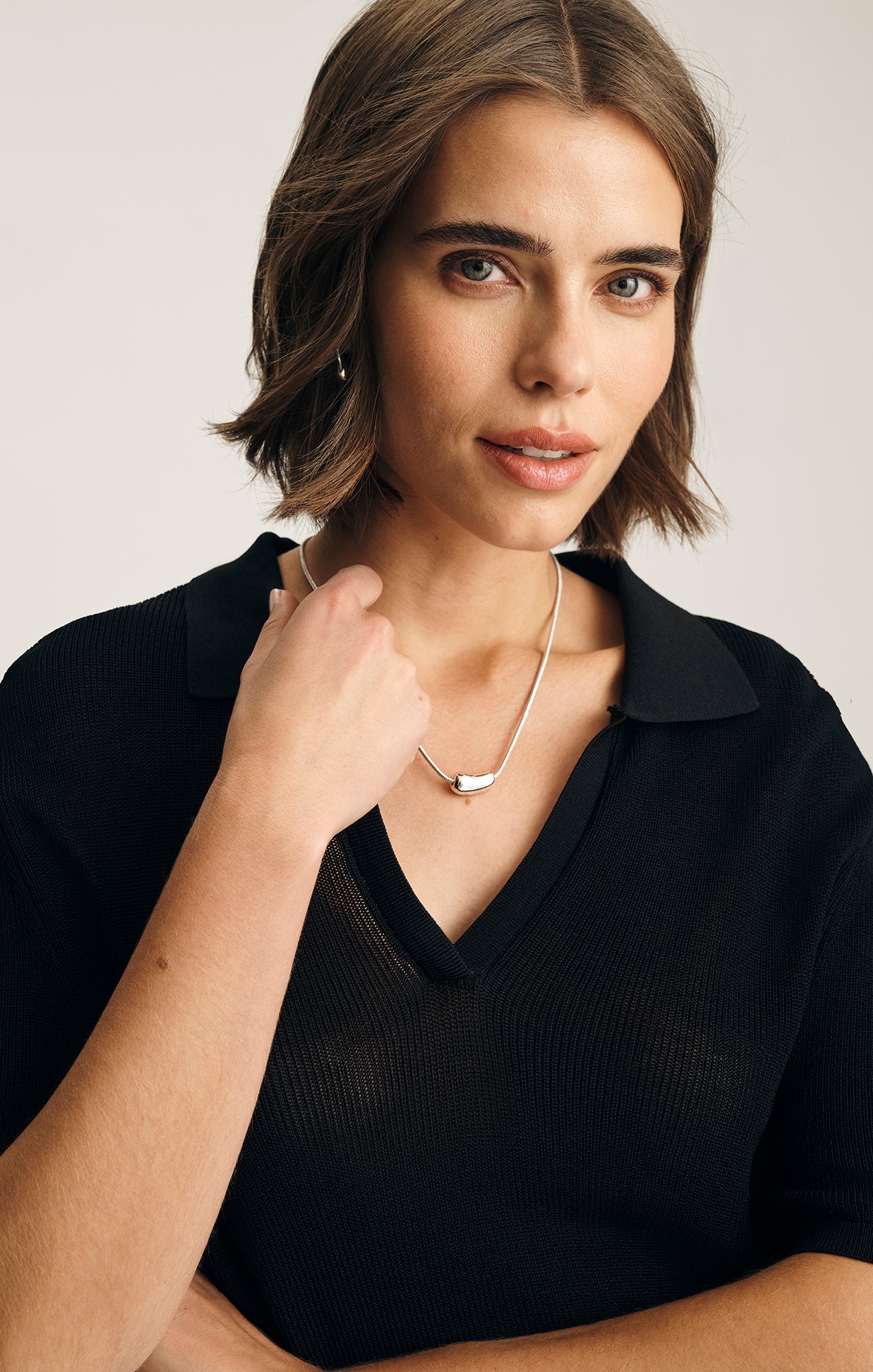 SHORT SLEEVE POLO SWEATER IN BLACK - Mavi Jeans