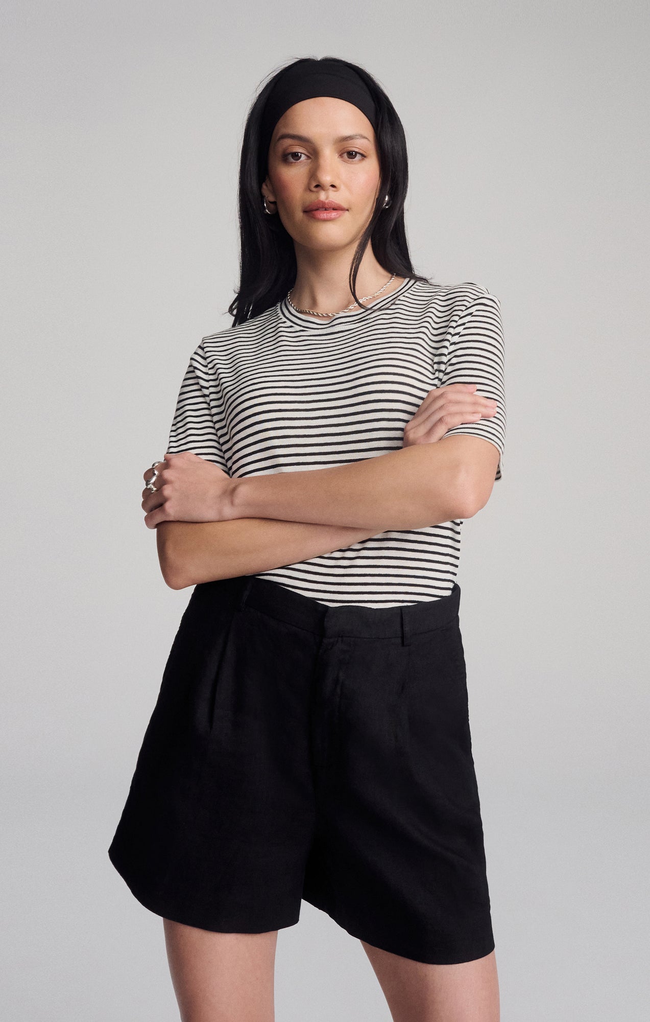 LINEN SHORTS IN BLACK - Mavi Jeans