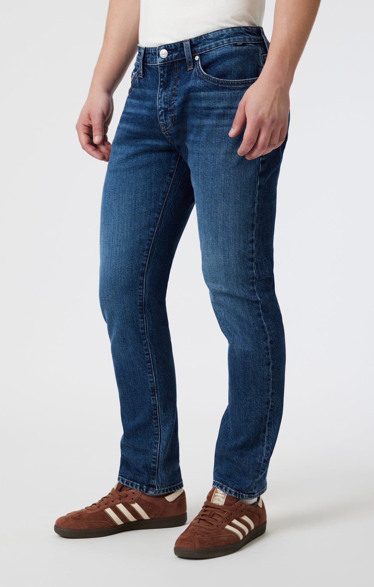 MARCUS SLIM STRAIGHT LEG IN DARK BRUSHED CLASSIC BLUE - Mavi Jeans