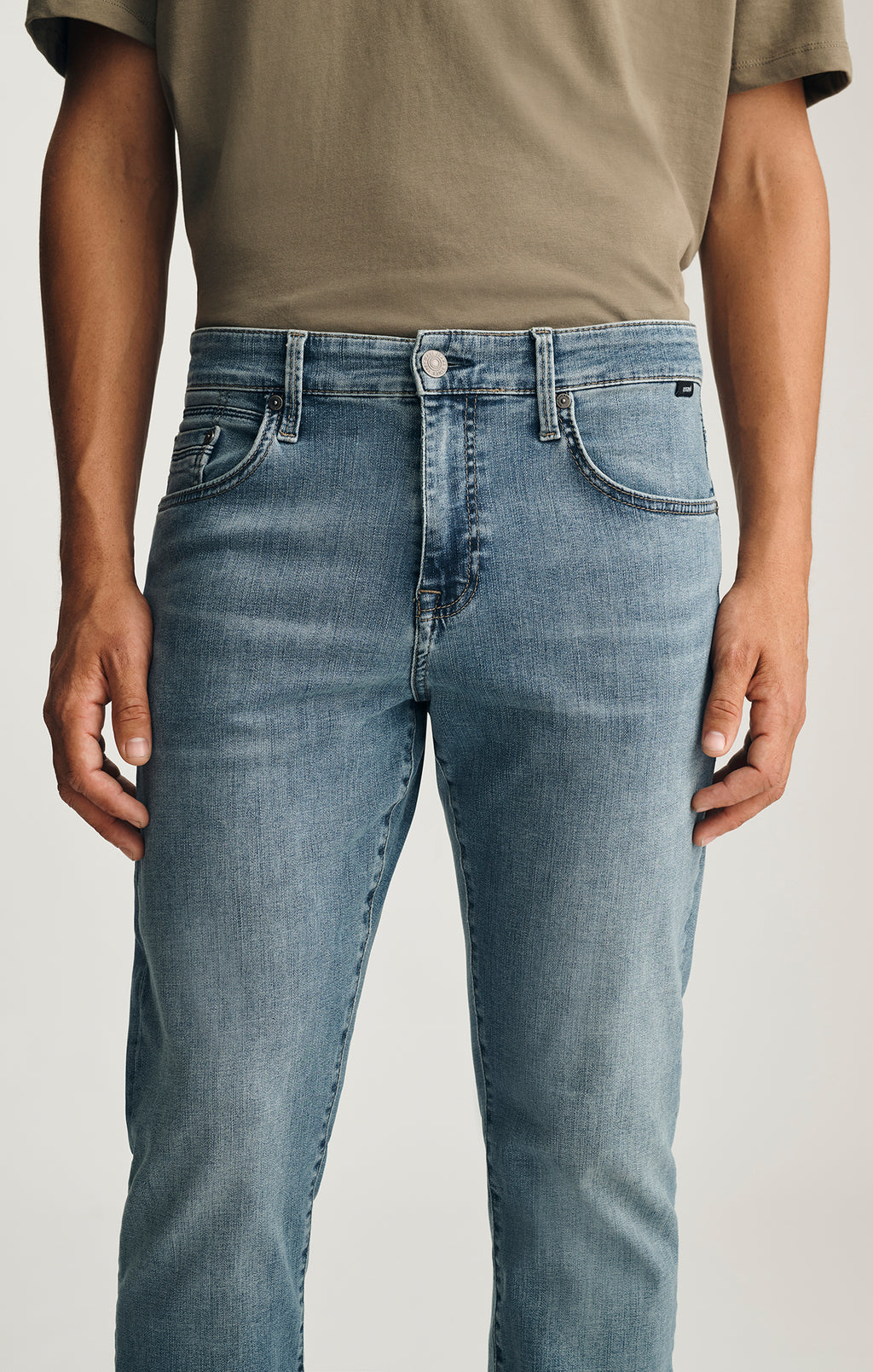 MATT RELAXED STRAIGHT LEG IN LIGHT BRUSHED ORGANIC VINTAGE