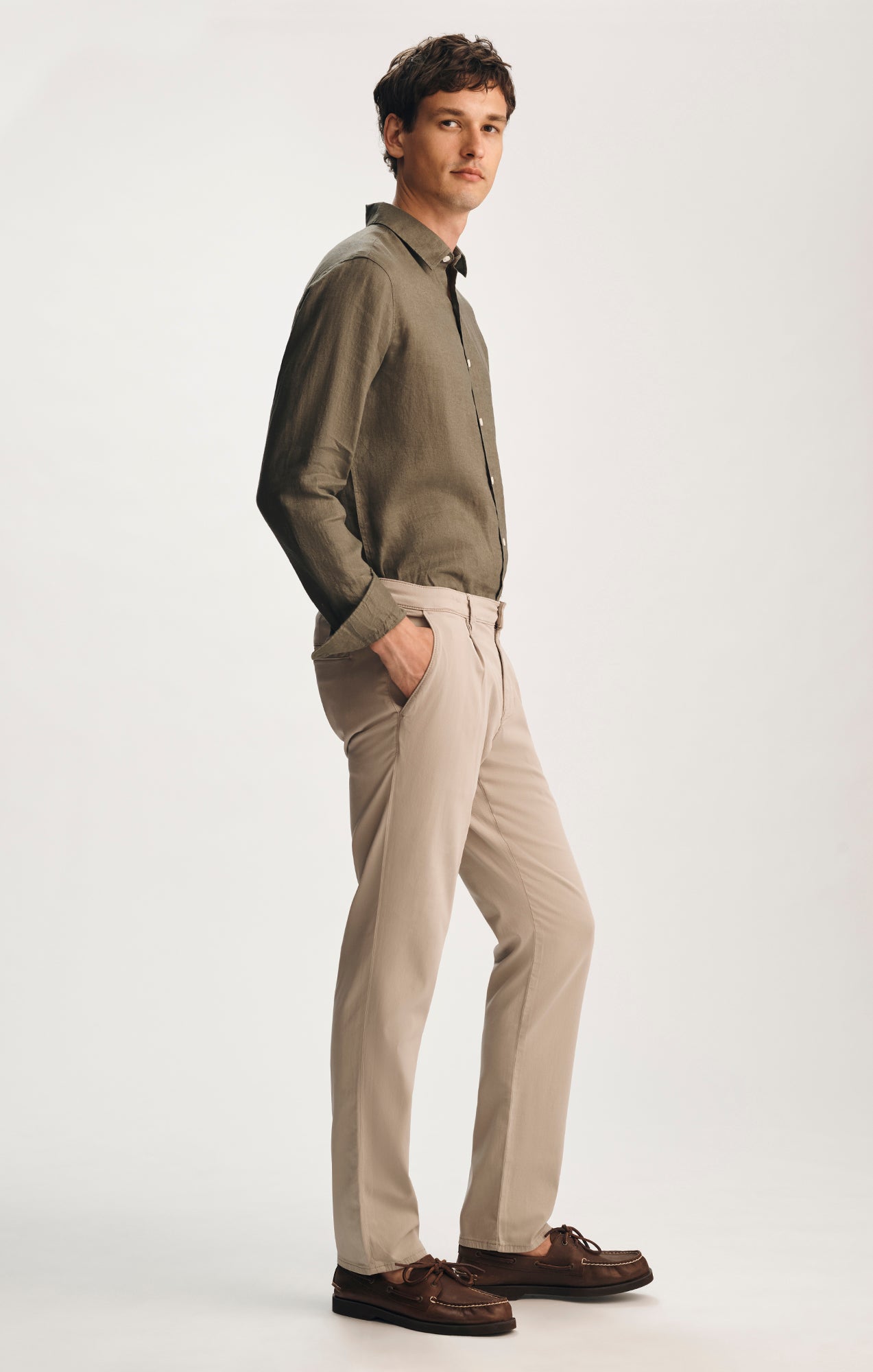 WILL PLEATED STRAIGHT CHINO IN NATURE CITY