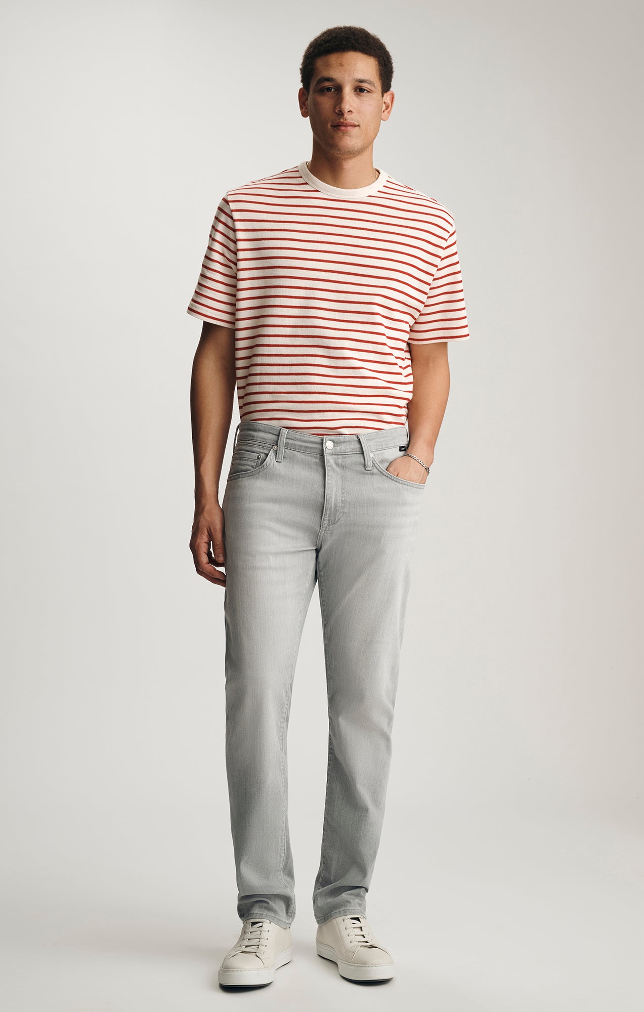 JAKE SLIM LEG IN ICE GREY WILLIAMSBURG - Mavi Jeans