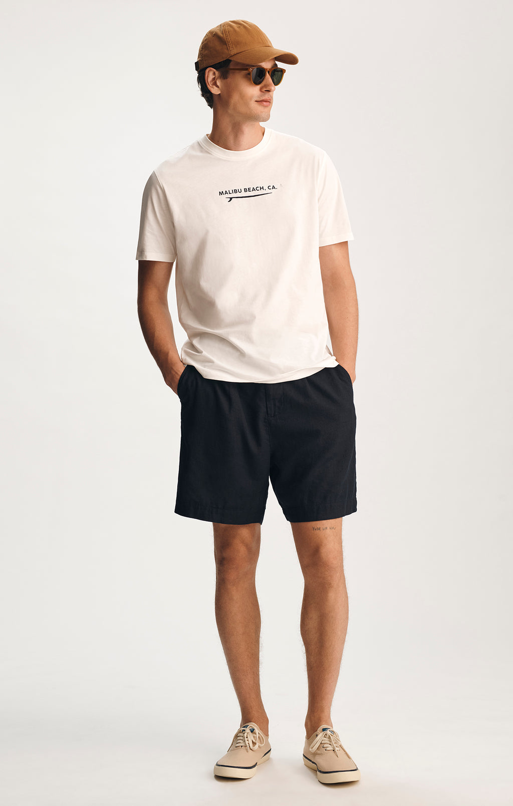 LINEN PLEATED 7" INSEAM SHORTS IN SKY CAPTAIN - Mavi Jeans