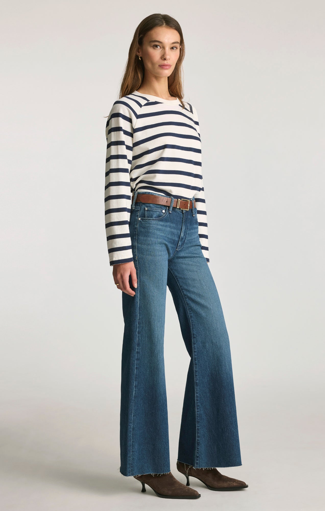 GRACE RELAXED FLARE IN DARK BRUSHED CLASSIC BLUE