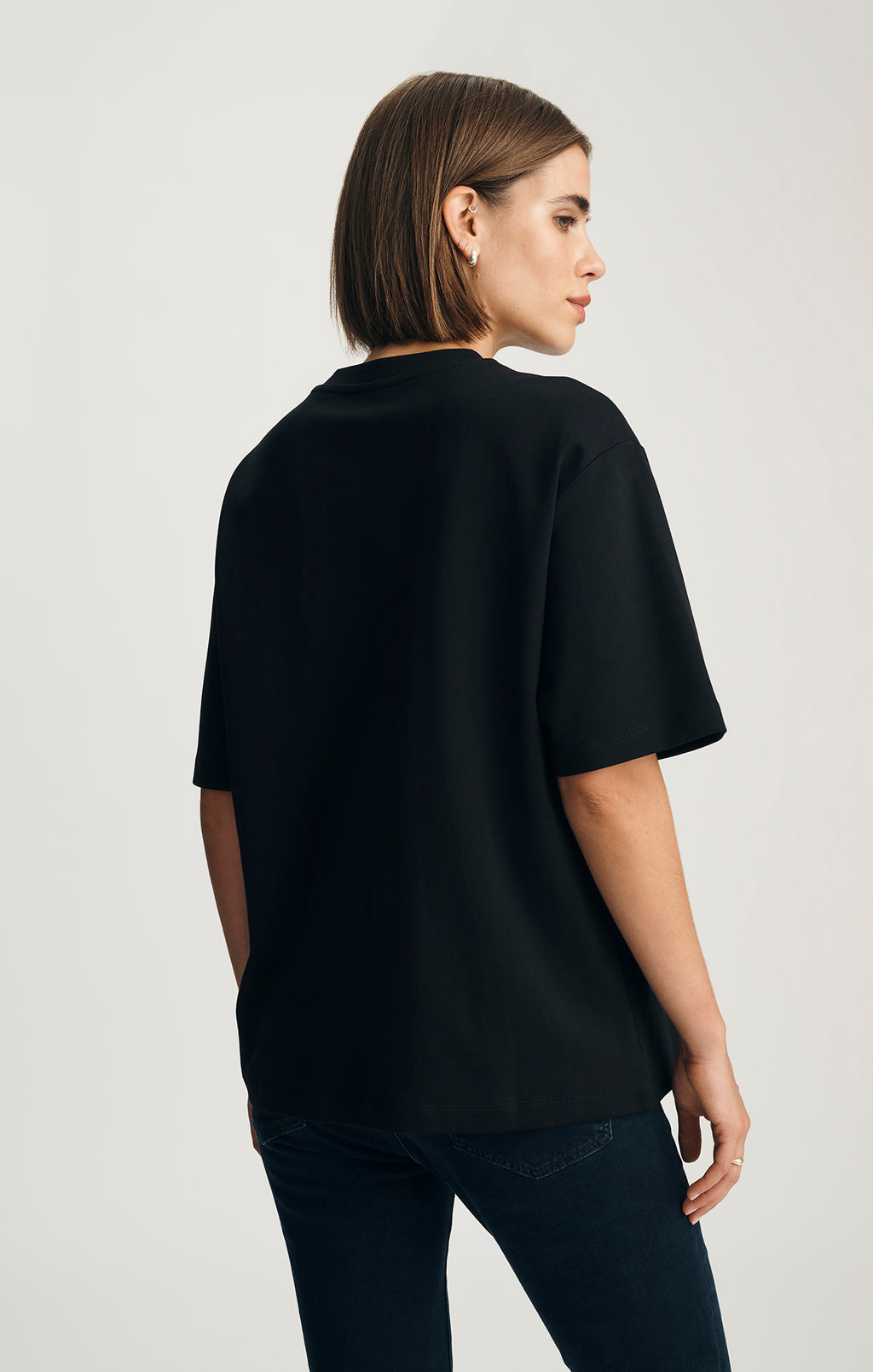 ZOE INTERLOCK CREW NECK T-SHIRT IN BLACK