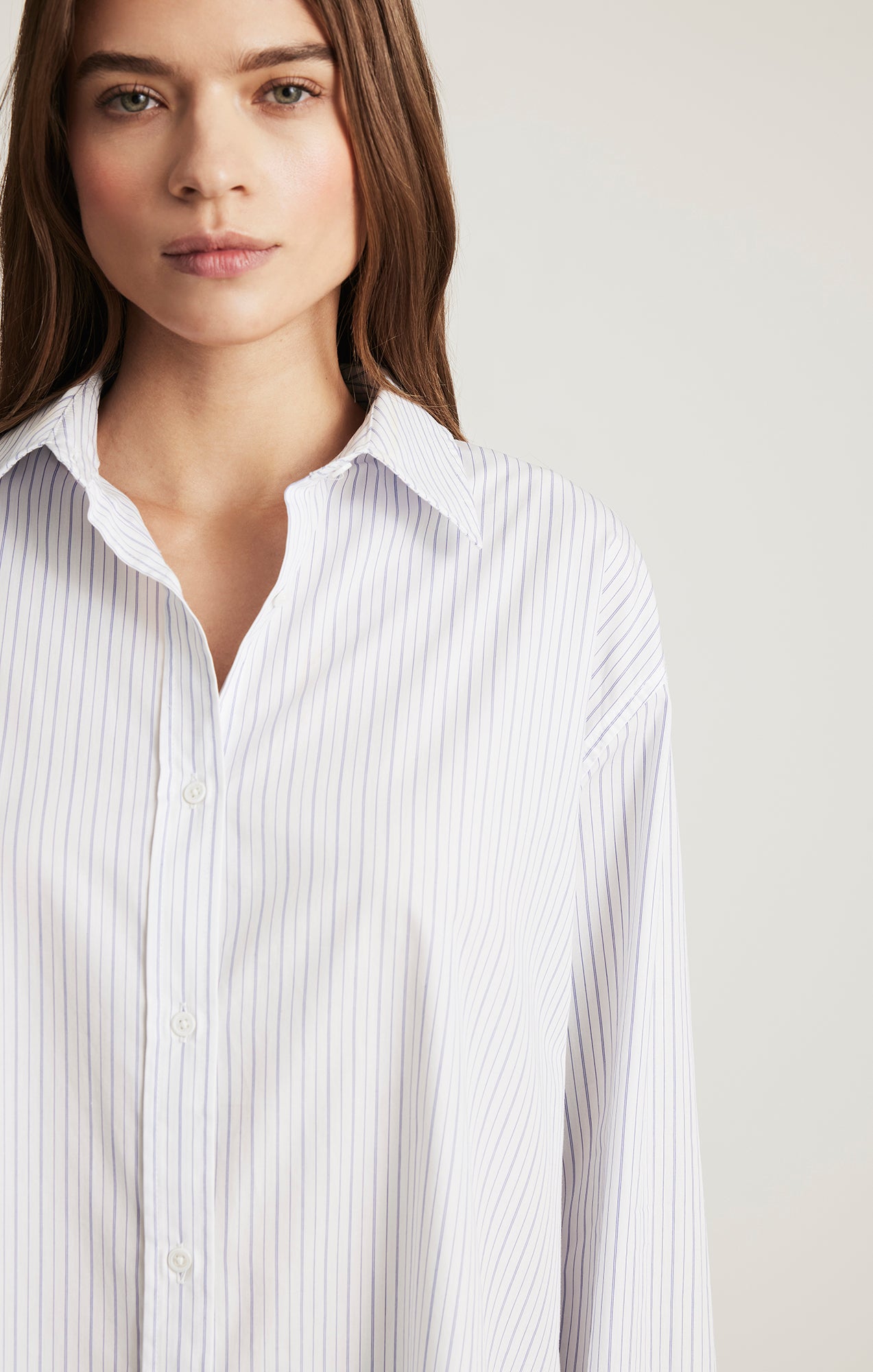 LONG SLEEVE BUTTON-UP SHIRT IN BLUE GREY STRIPE