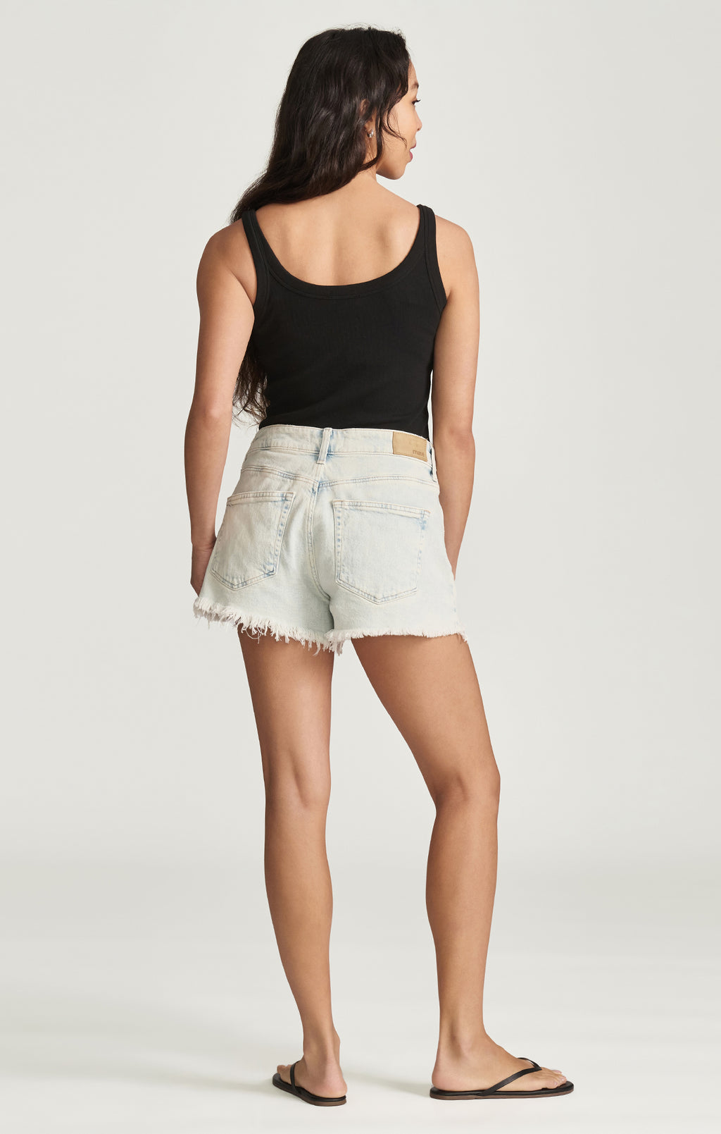 ROSIE BOYFRIEND SHORTS IN BLEACHED 90'S - Mavi Jeans