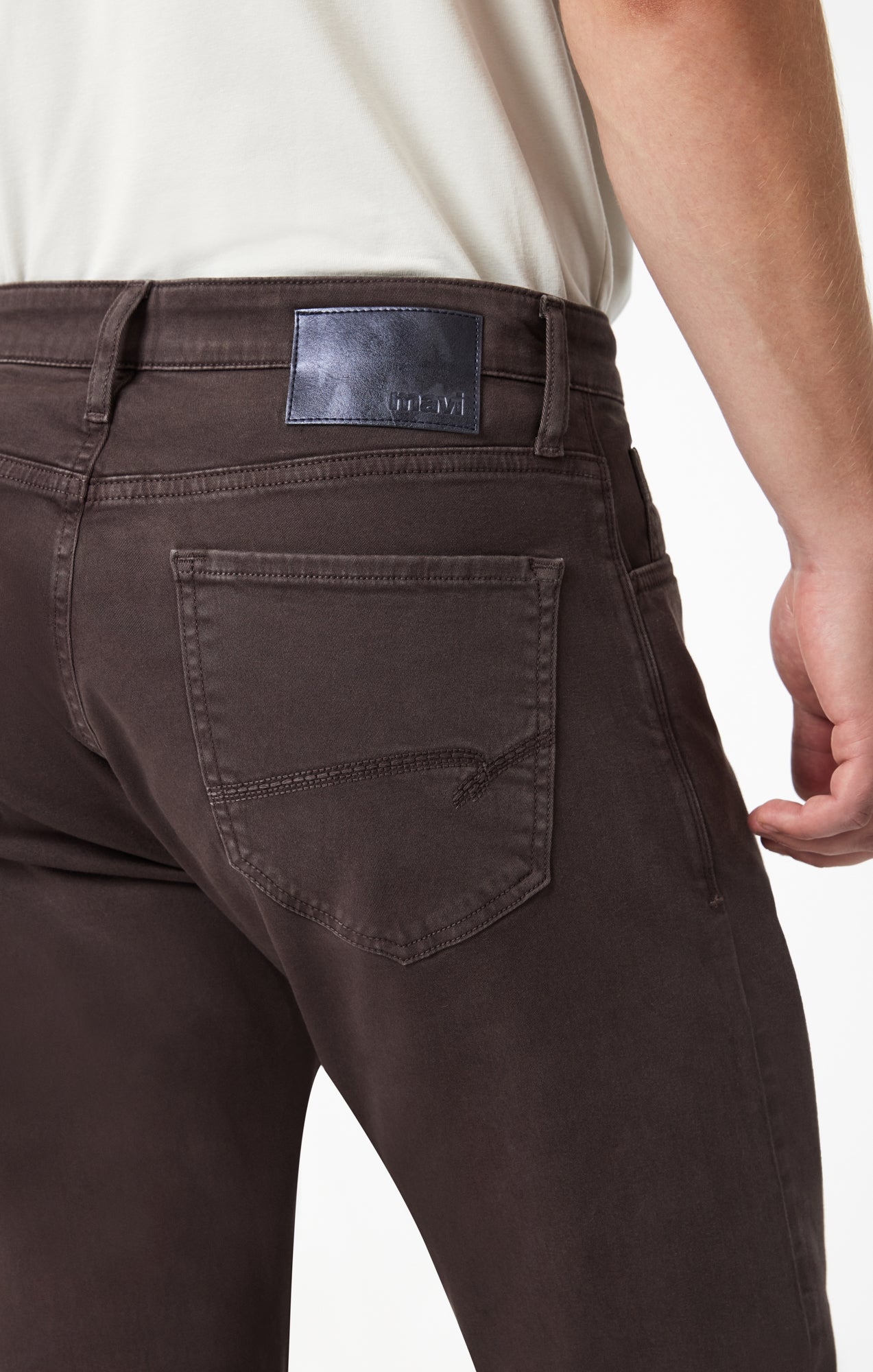 ZACH STRAIGHT LEG IN COFFEE CASUAL TWILL - Mavi Jeans