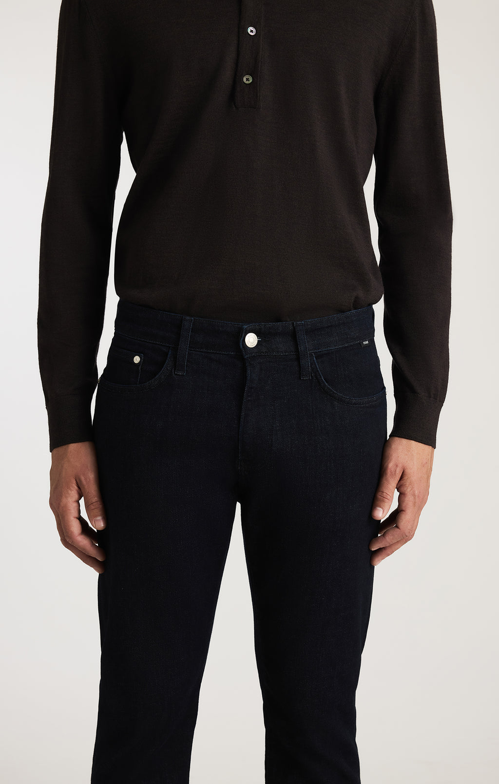 MARCUS SLIM STRAIGHT LEG IN DEEP RINSE FEATHER BLUE