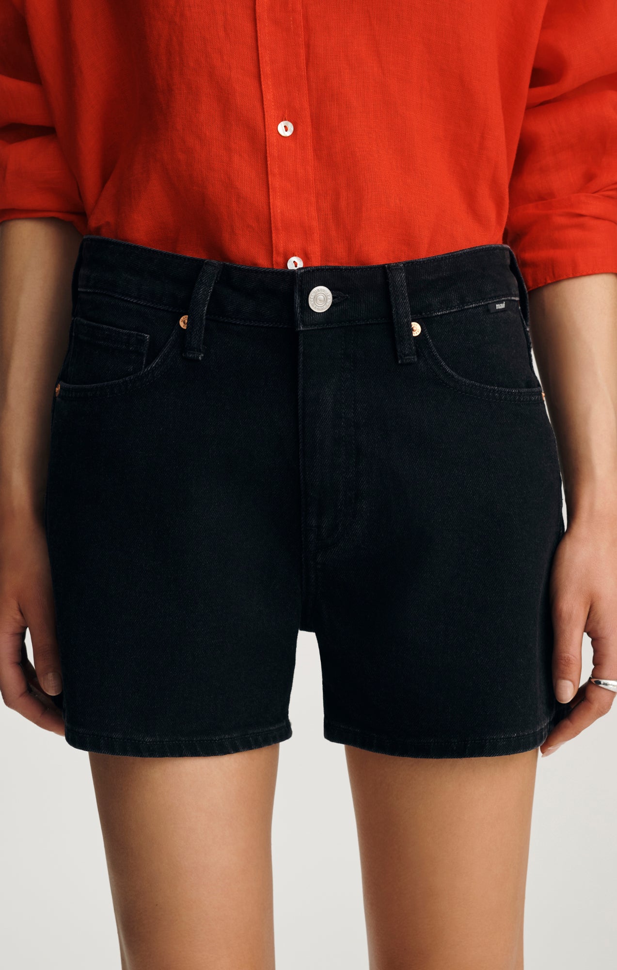 HEIDI SHORTS IN BLACK CLASSIC BLUE