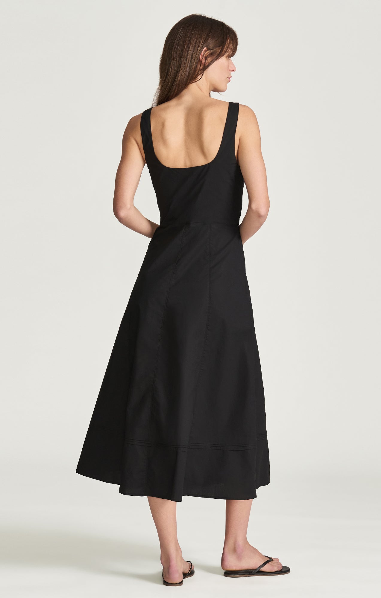 SQUARE NECK SEAMED MAXI DRESS IN BLACK - Mavi Jeans