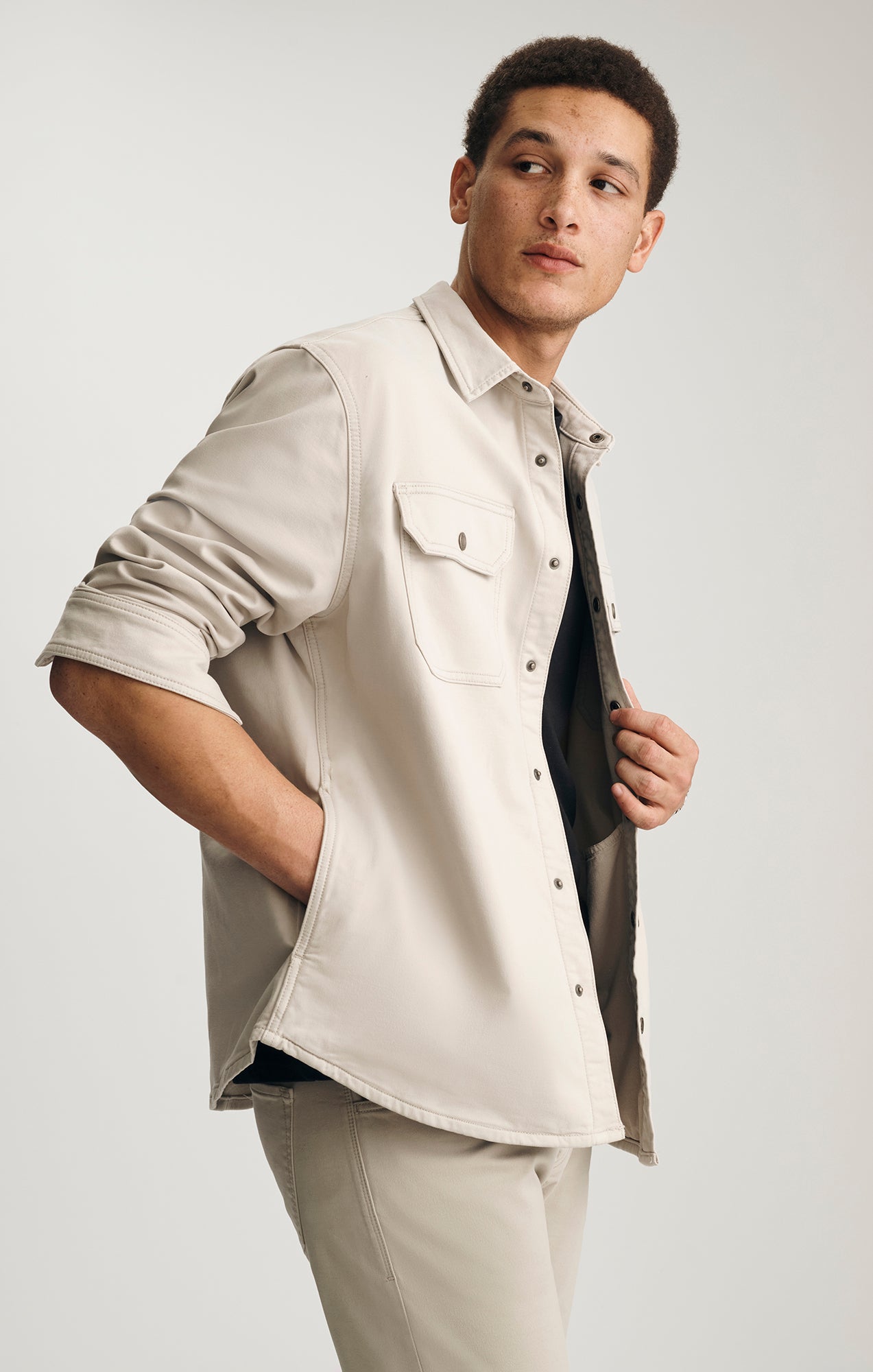ASHER DENIM OVERSHIRT IN CLOUD EXPLORER - Mavi Jeans