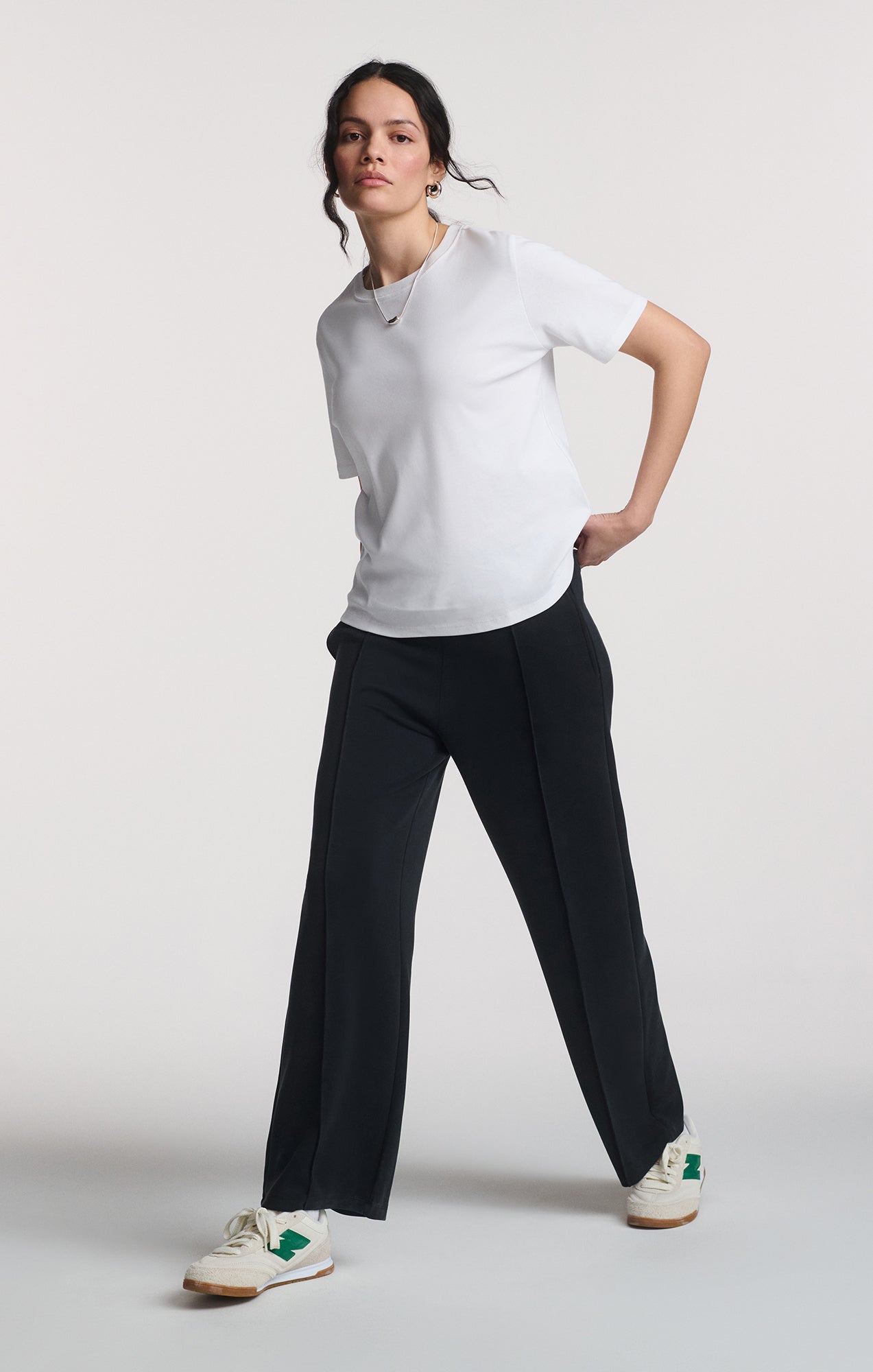 CASUAL SHORT SLEEVE CREW NECK T-SHIRT IN WHITE - Mavi Jeans
