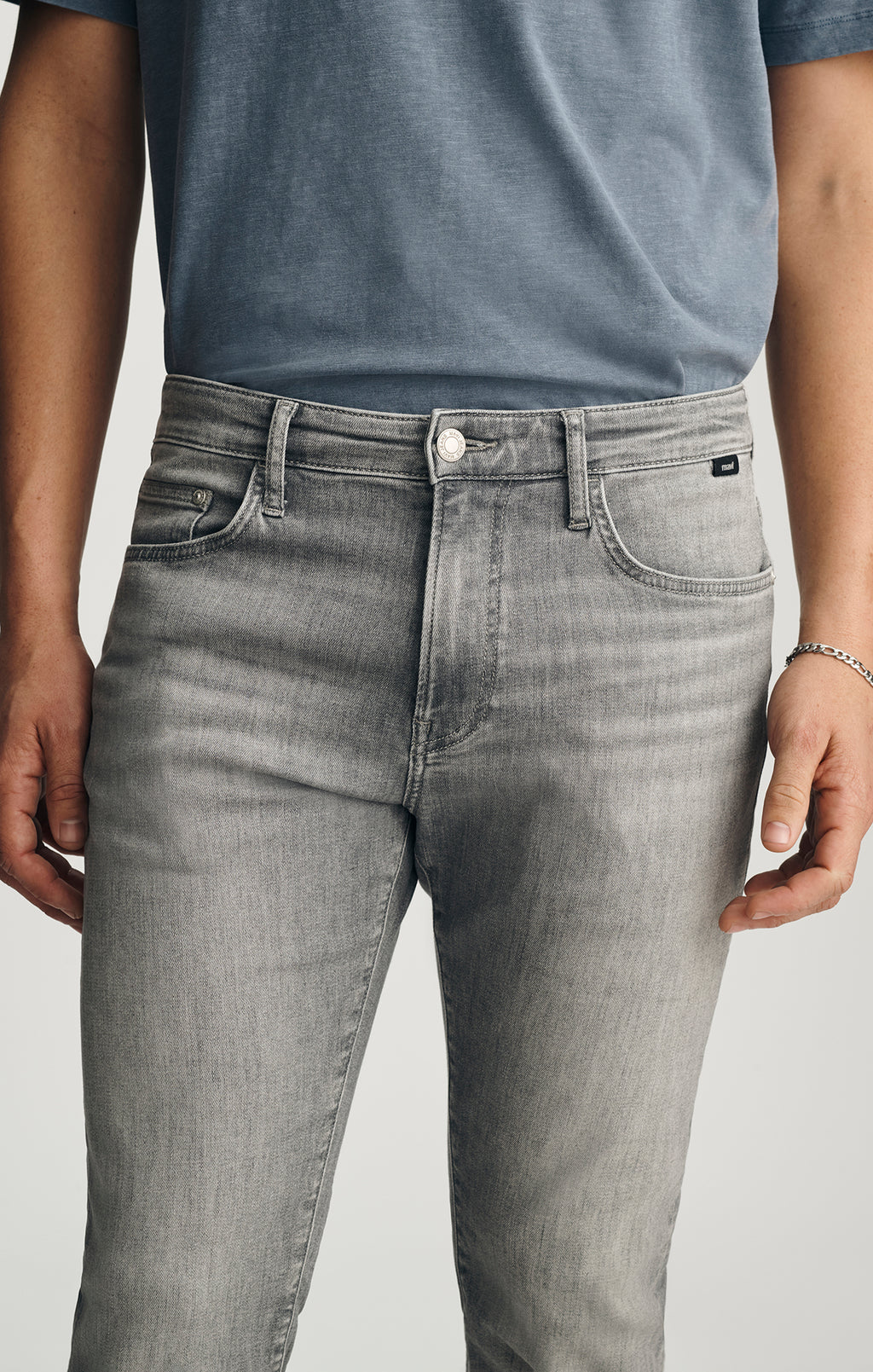 JAKE SLIM LEG IN GREY BRUSHED FEATHER BLUE - Mavi Jeans