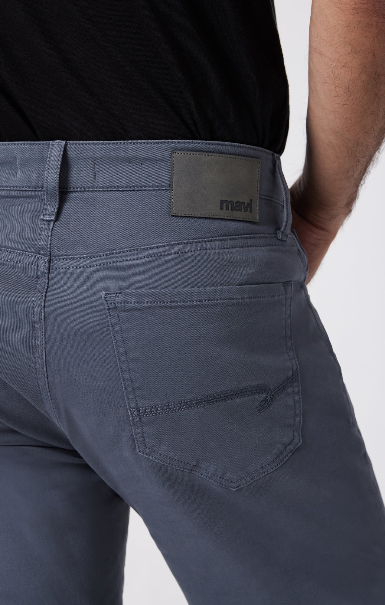 ZACH STRAIGHT LEG IN INDIGO CASUAL TWILL - Mavi Jeans
