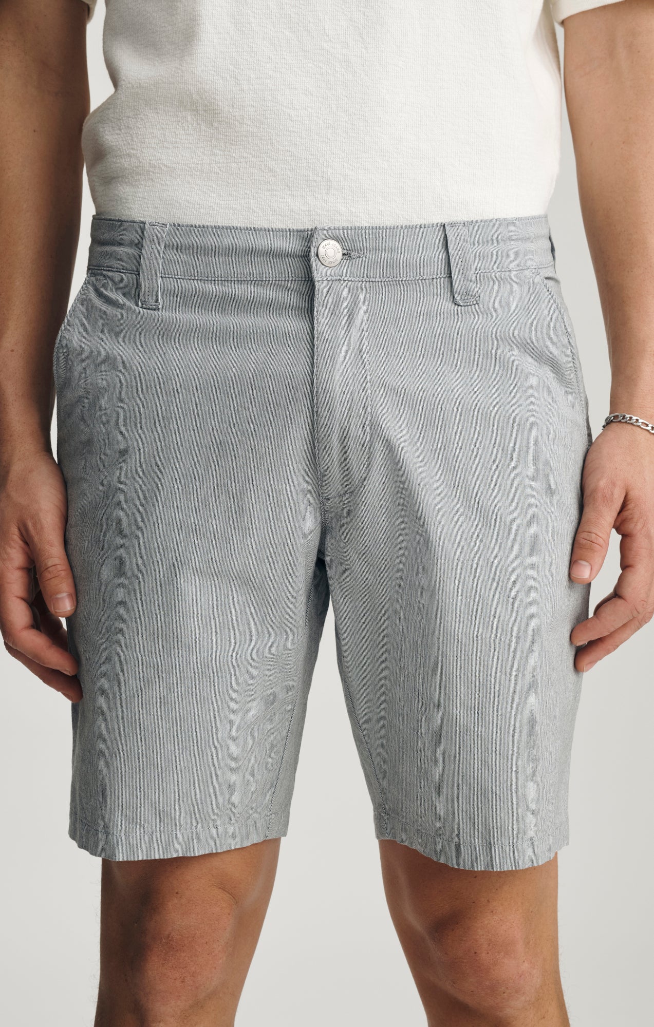 NOAH SHORTS IN BLUE STRIPE - Mavi Jeans