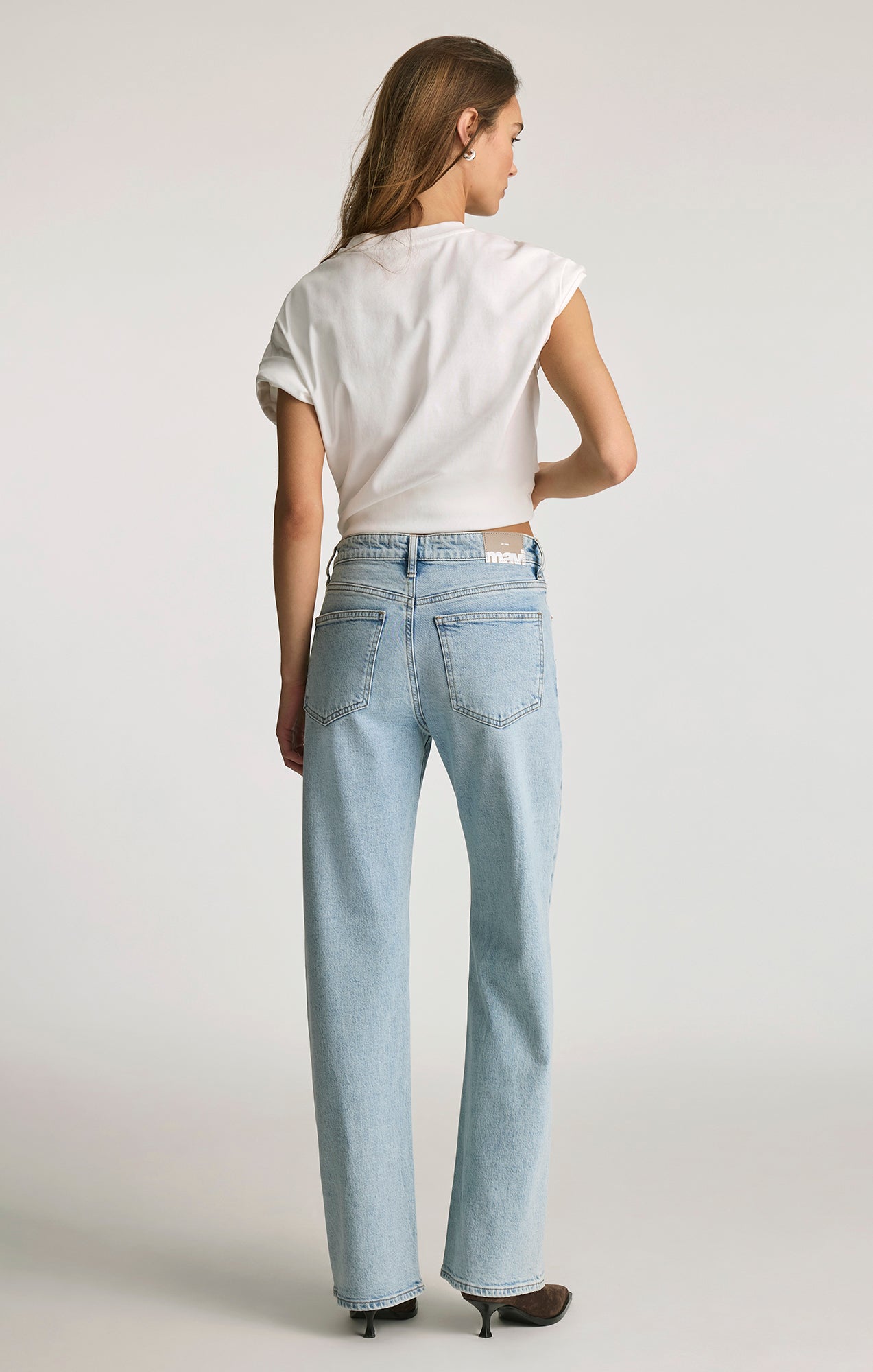 TAYLOR STRAIGHT LEG IN LIGHT BRUSHED CLASSIC BLUE