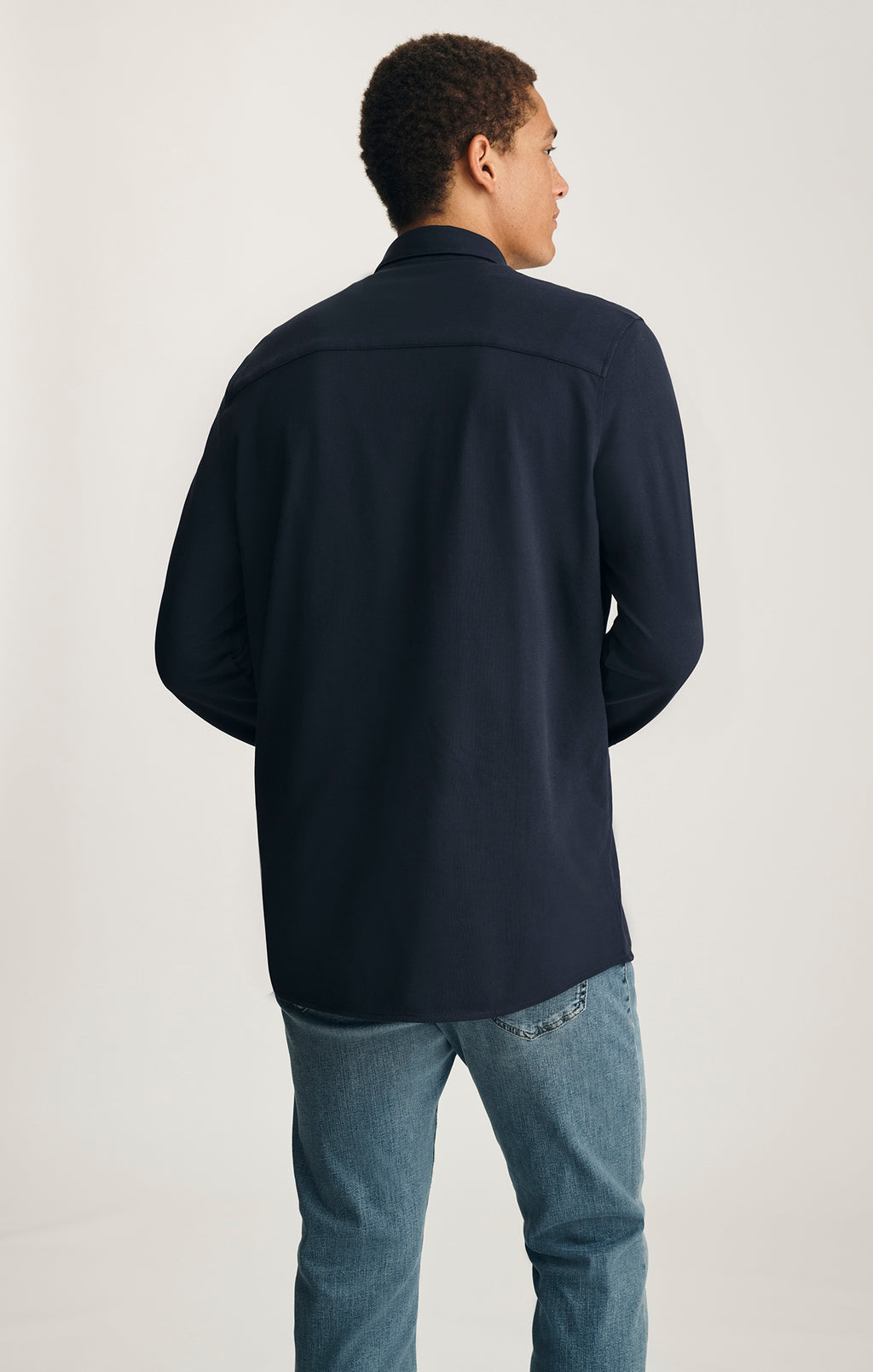 LONG SLEEVE BUTTON-UP SHIRT IN BARITONE BLUE