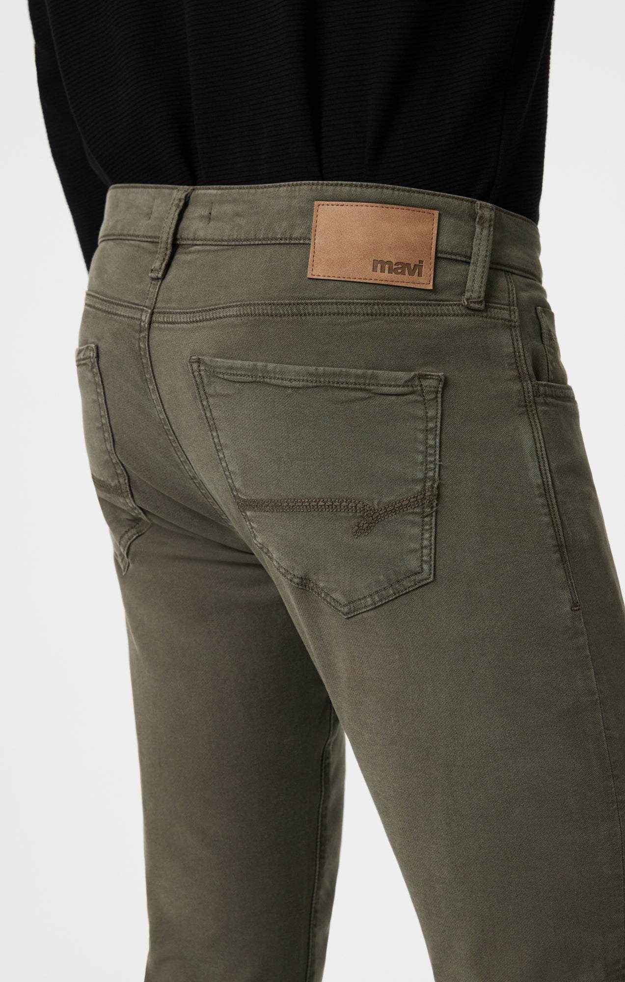 JAKE SLIM LEG IN TEA LEAF LUXE TWILL - Mavi Jeans