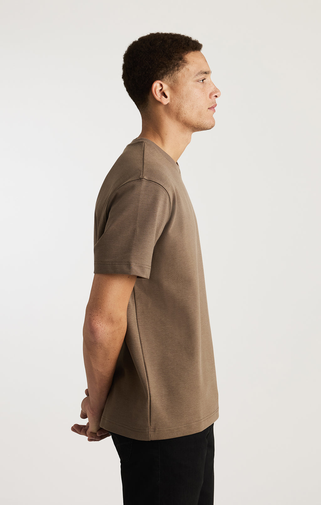 EDITION SHORT SLEEVE T-SHIRT IN SHITAKE