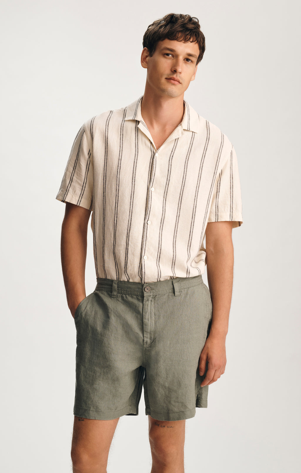 green dress shorts Mavi Men's Linen 7" Inseam Shorts In Agave Green