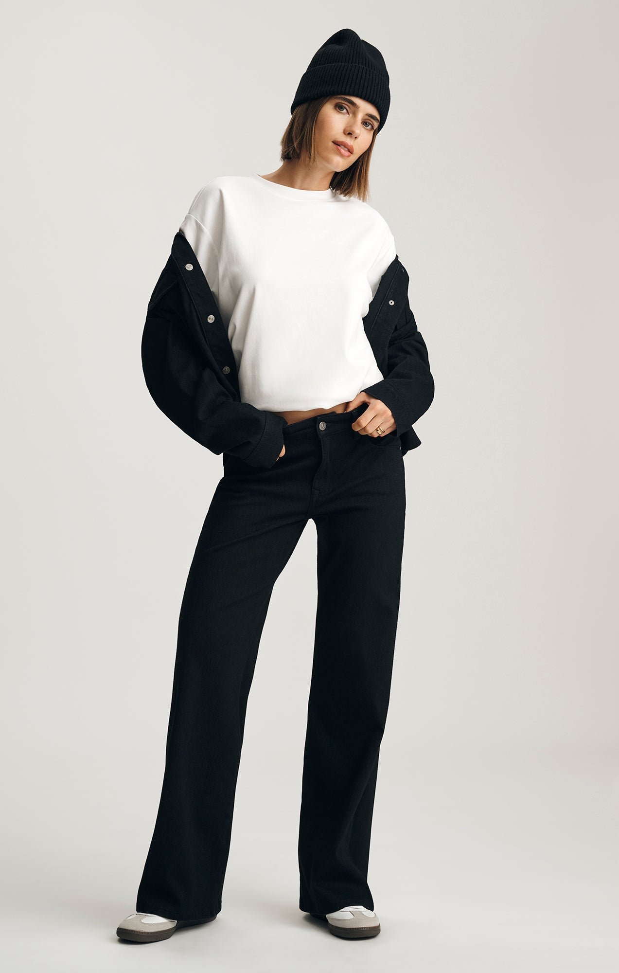 SABRINA WIDE LEG IN BLACK MOVE