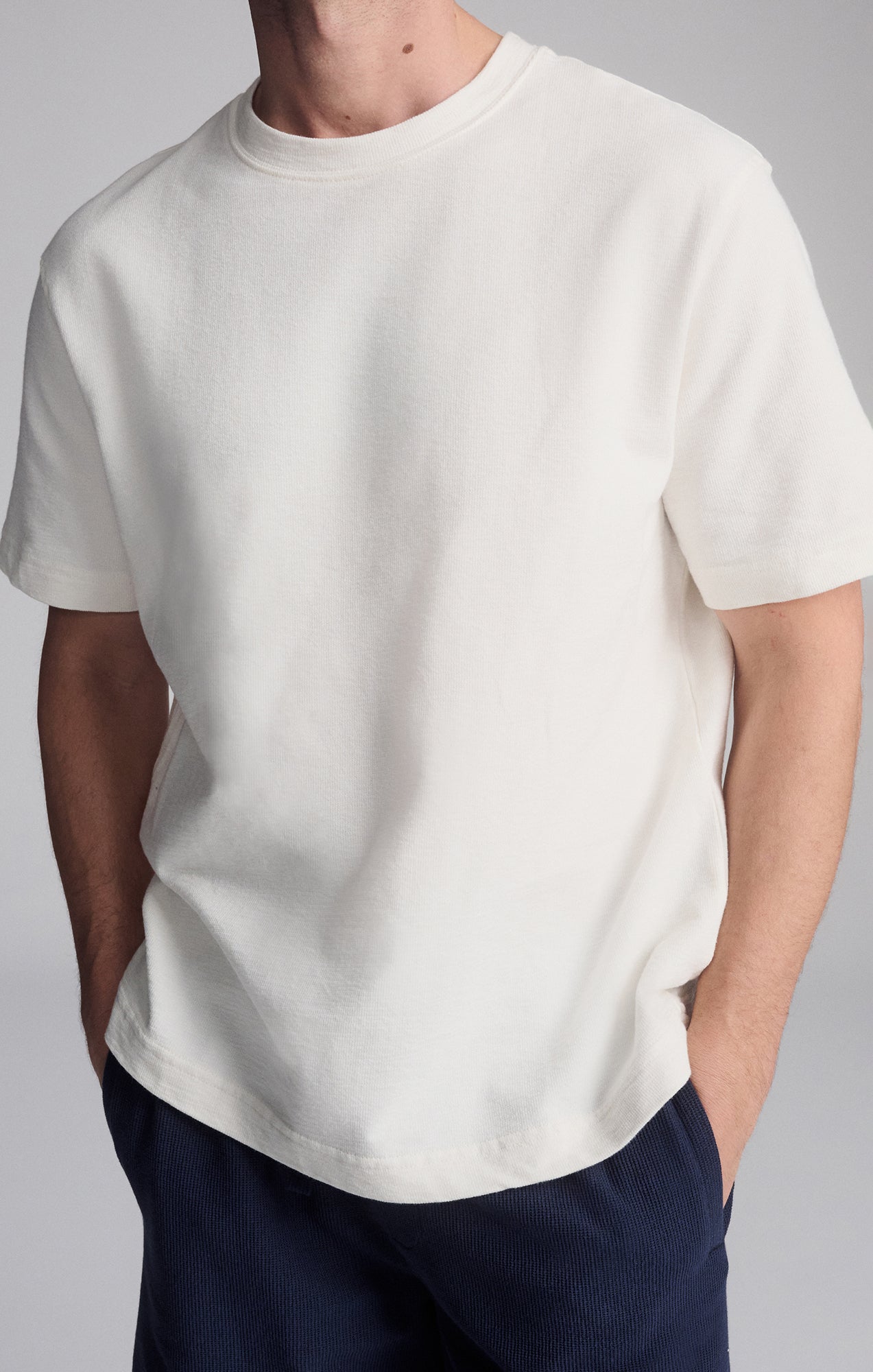 SHORT SLEEVE CREW NECK T-SHIRT IN ANTIQUE WHITE - Mavi Jeans